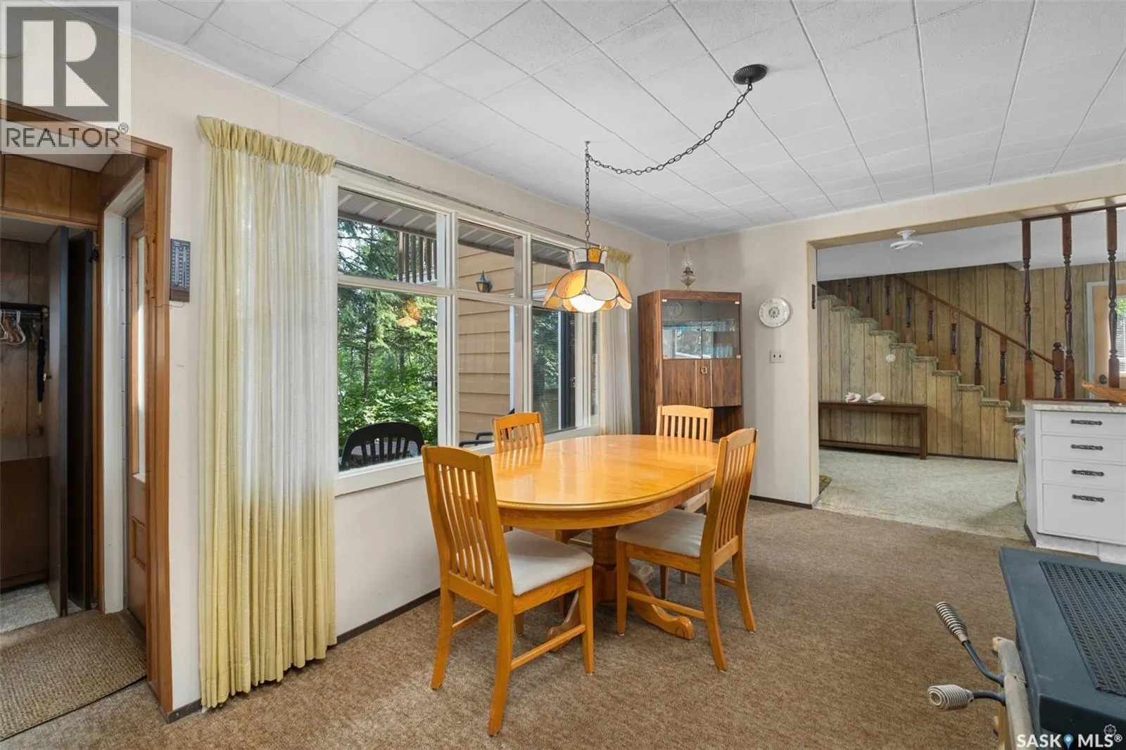 201 Agnes STREET