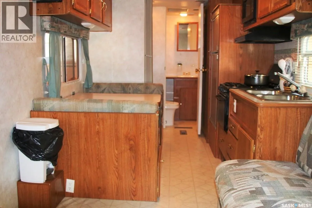 RV R # 18 Poplar Beach Resort