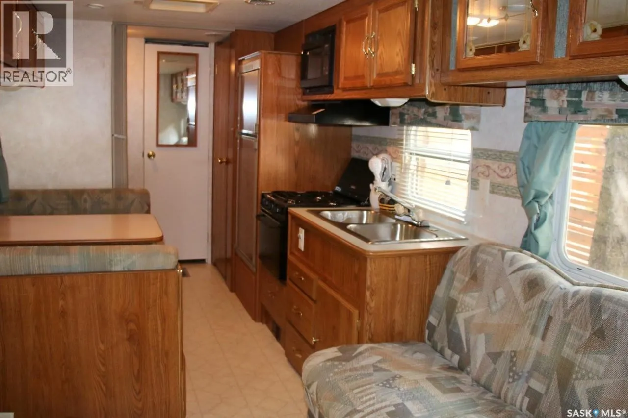 RV R # 18 Poplar Beach Resort