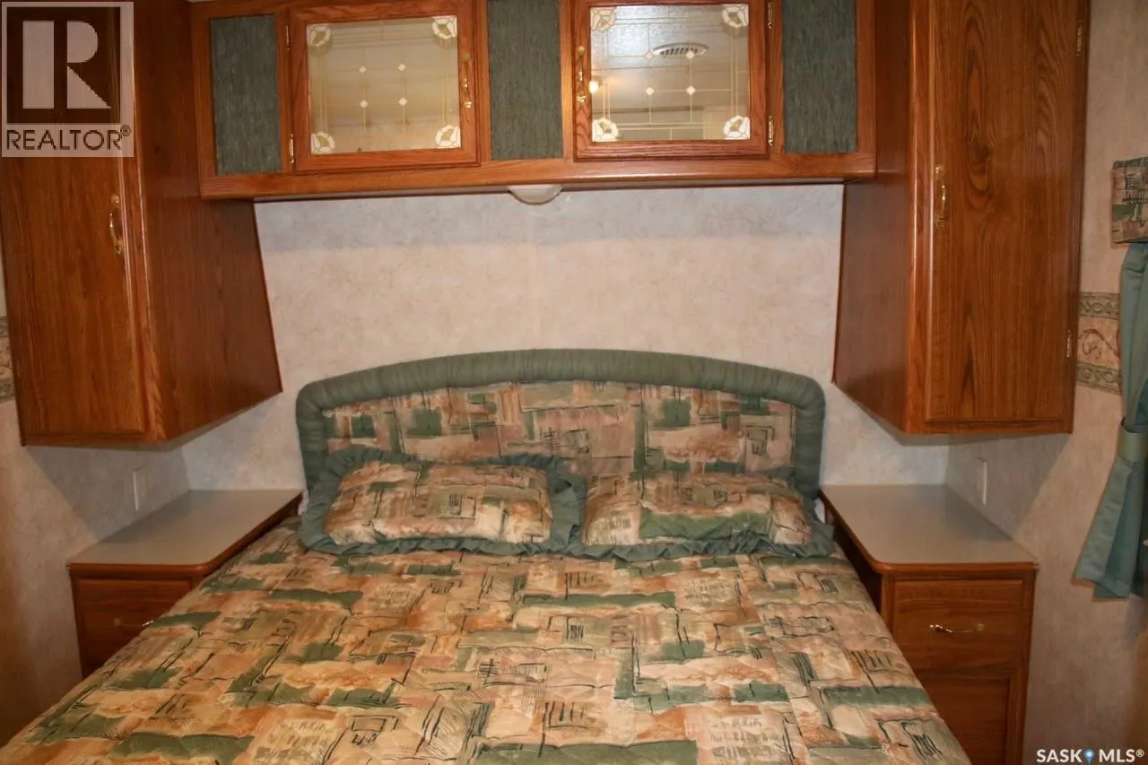RV R # 18 Poplar Beach Resort
