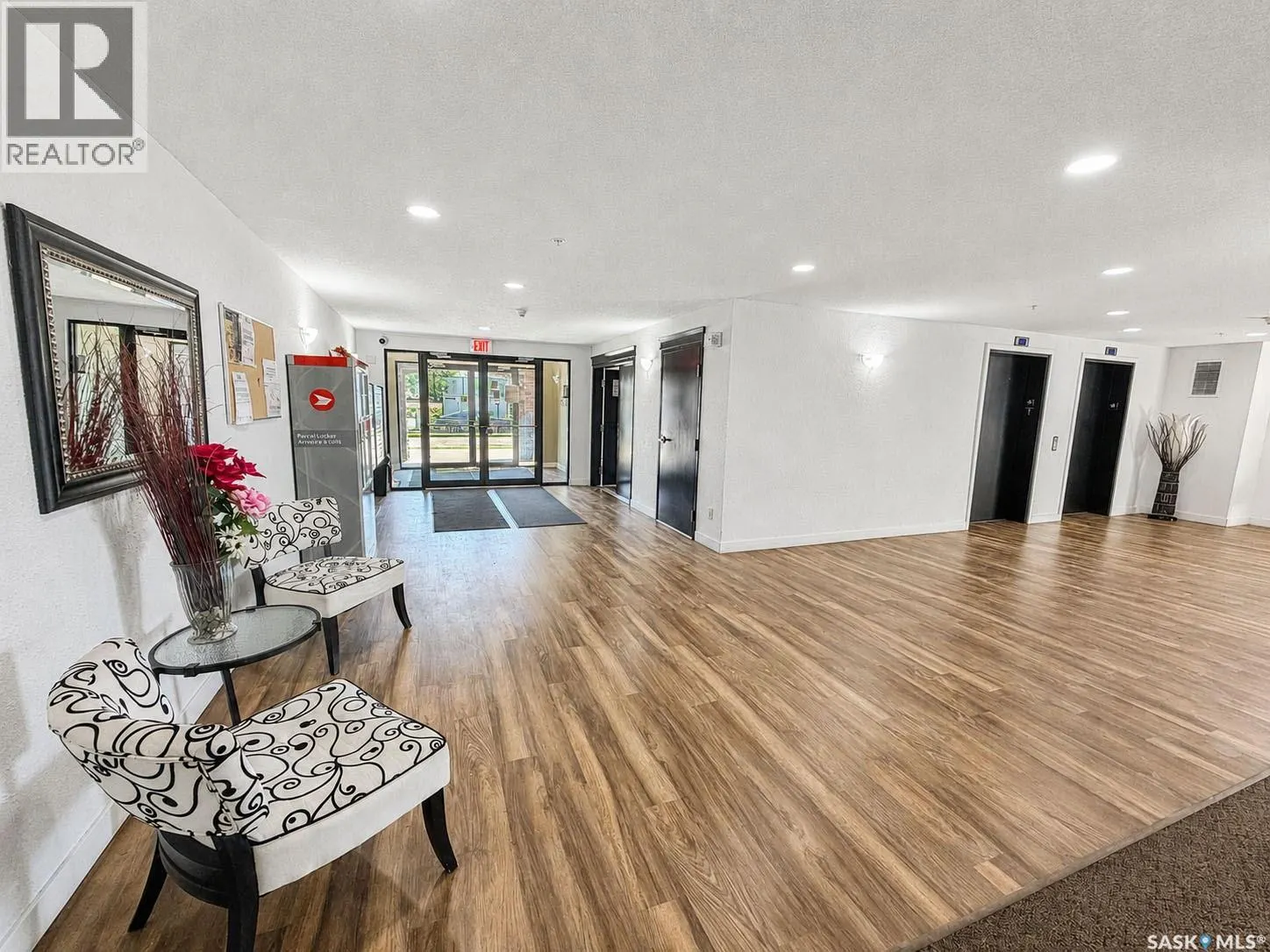 102 1501 15th STREET E