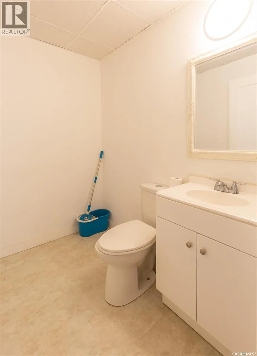 66 Athabasca STREET W