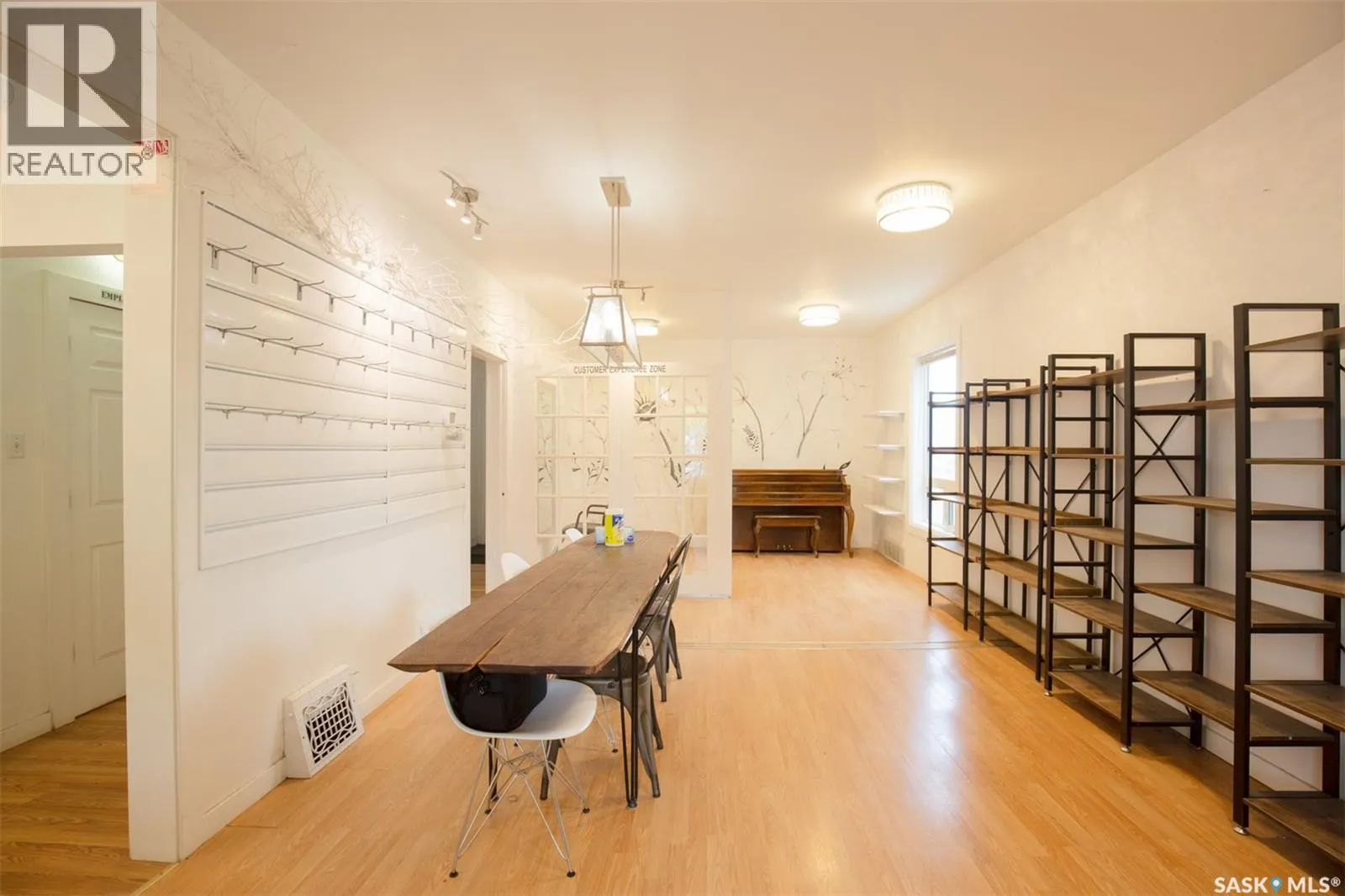66 Athabasca STREET W