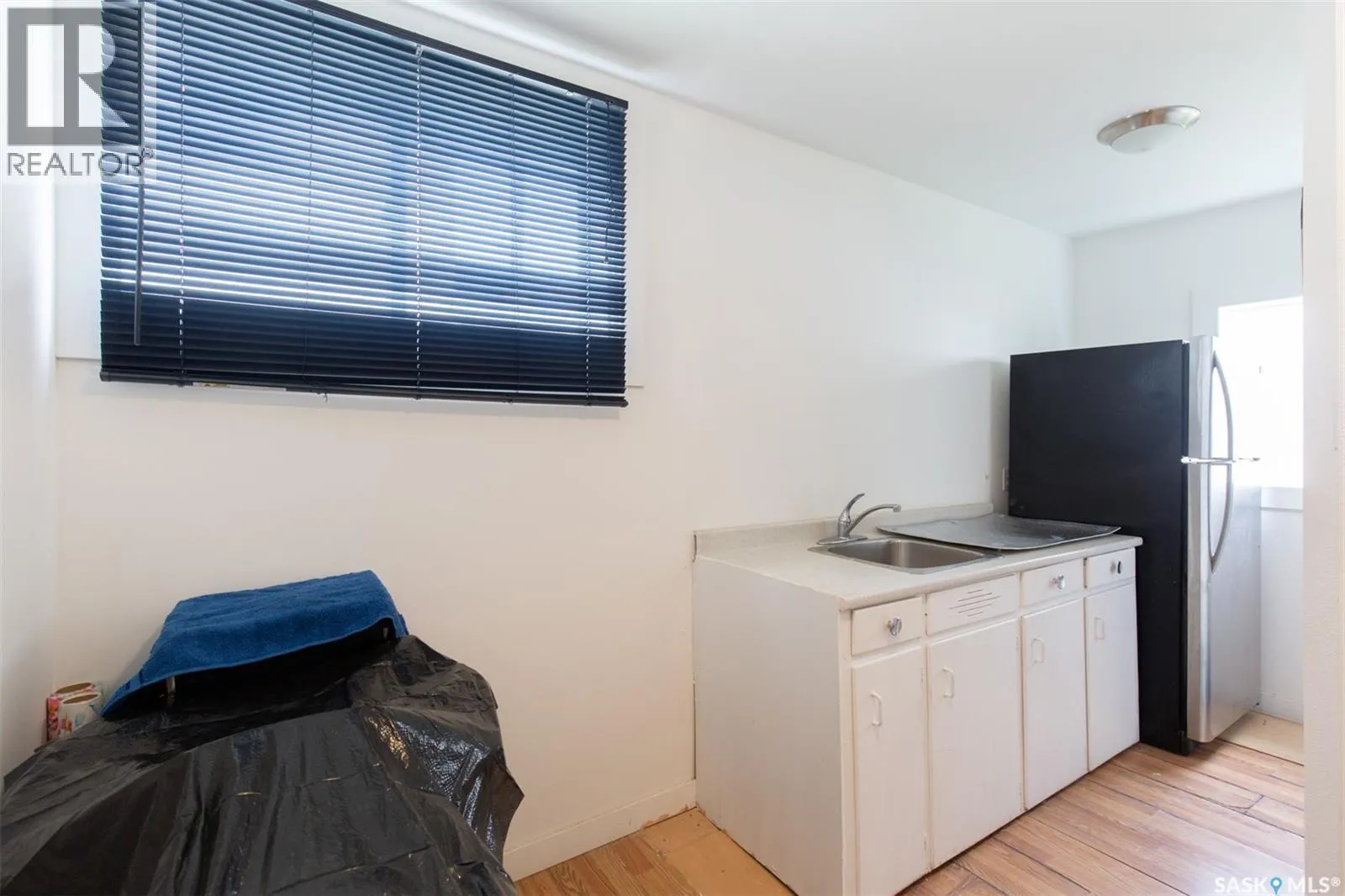 66 Athabasca STREET W