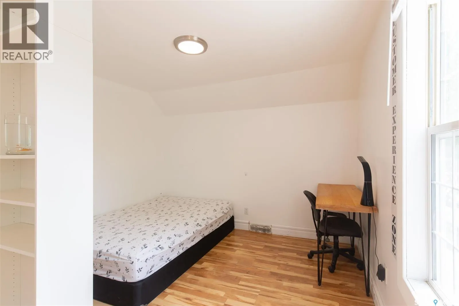66 Athabasca STREET W