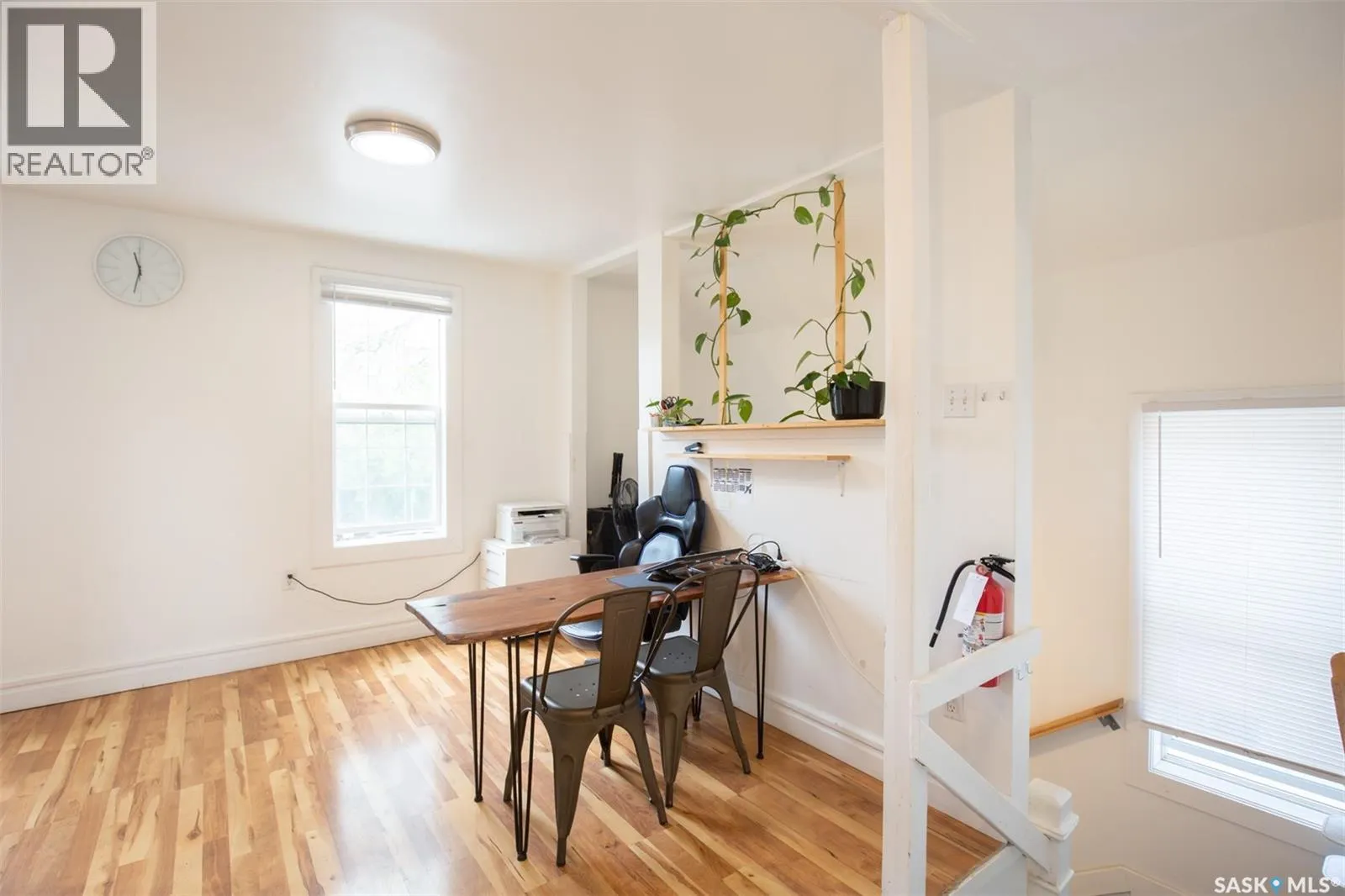 66 Athabasca STREET W