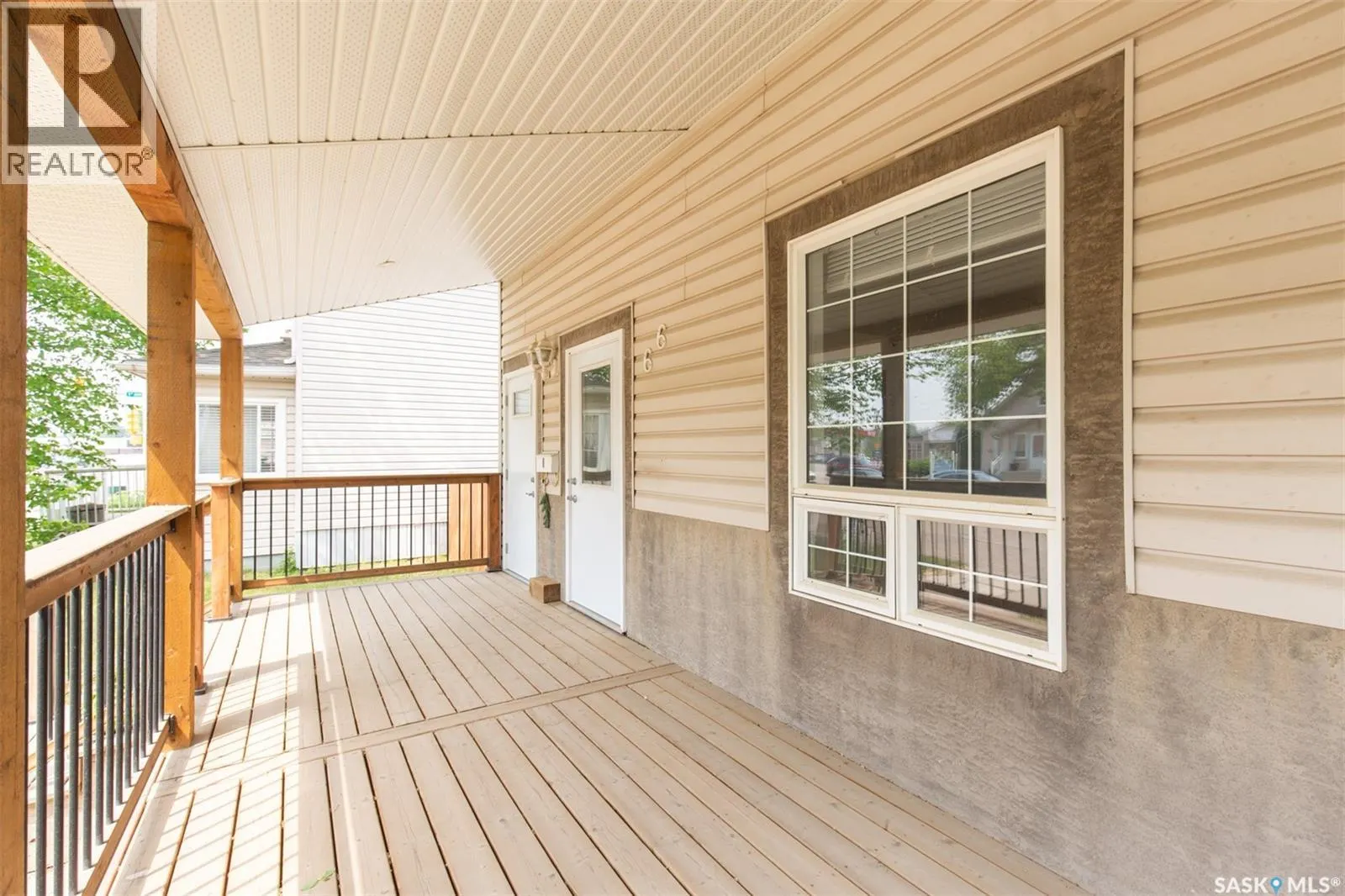 66 Athabasca STREET W