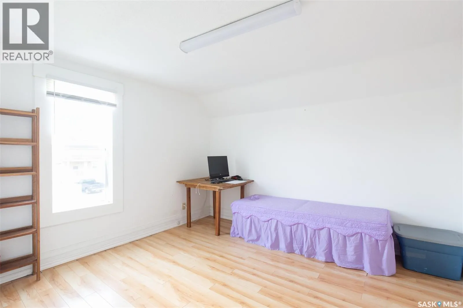 66 Athabasca STREET W