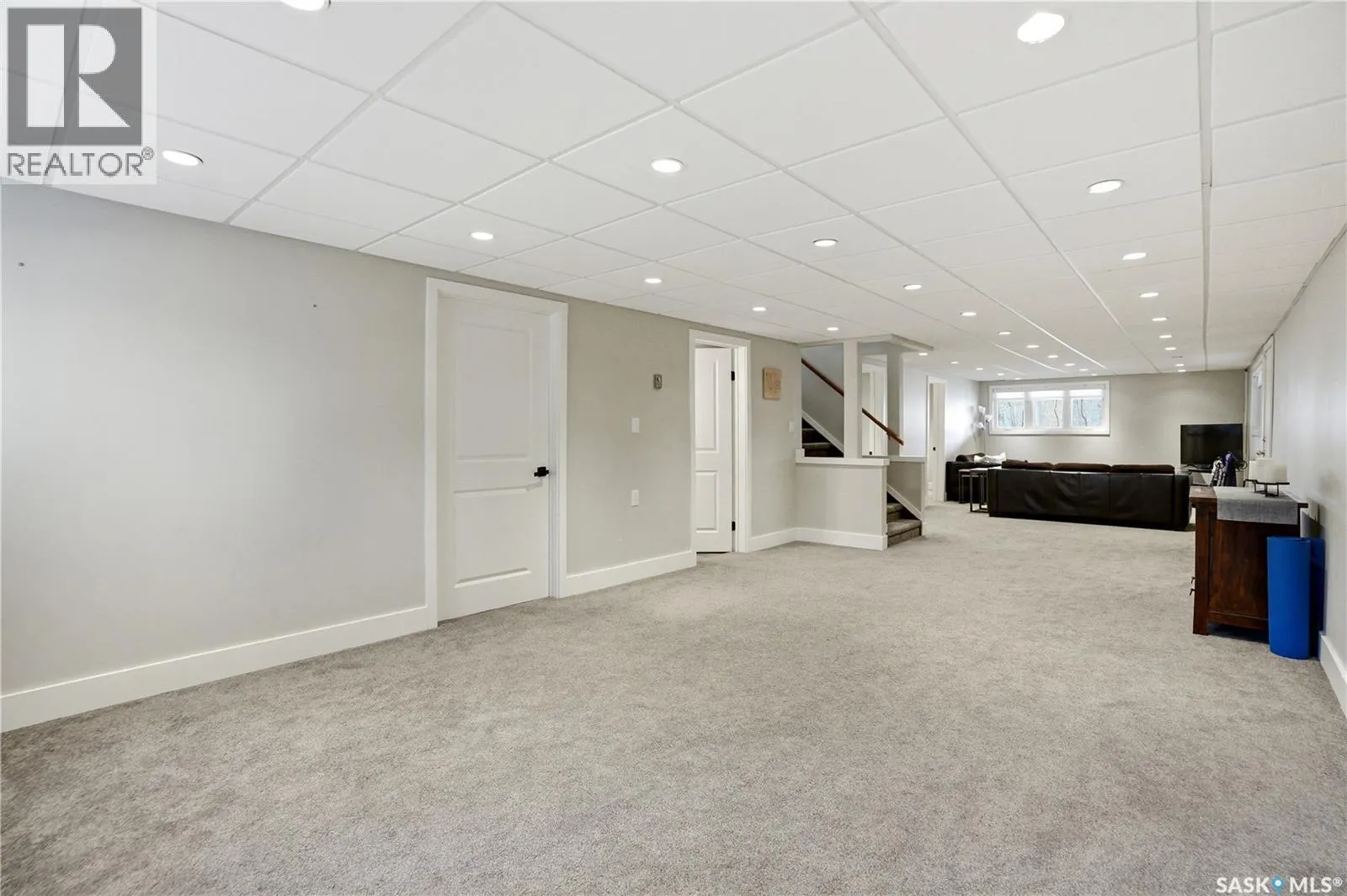 123 Burberry ROAD