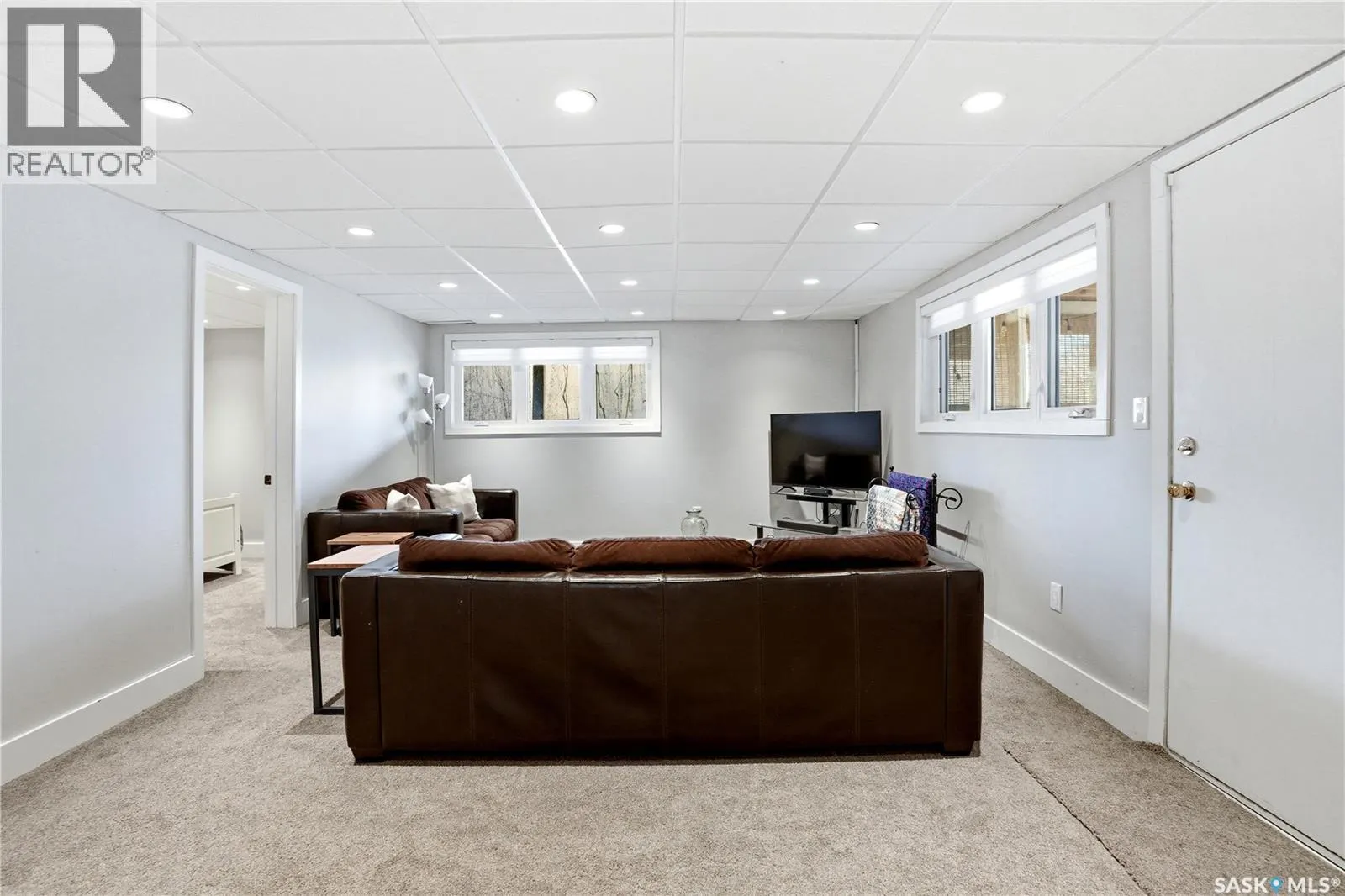 123 Burberry ROAD