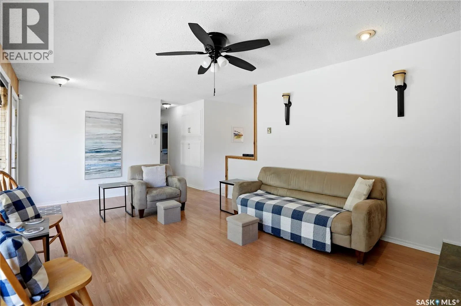 123 Burberry ROAD
