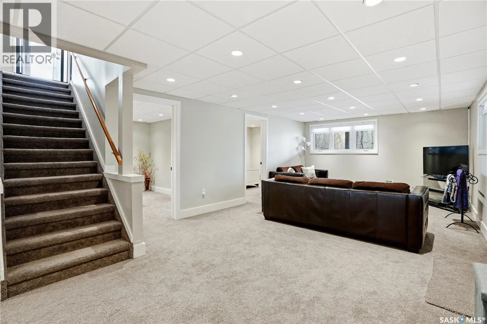 123 Burberry ROAD