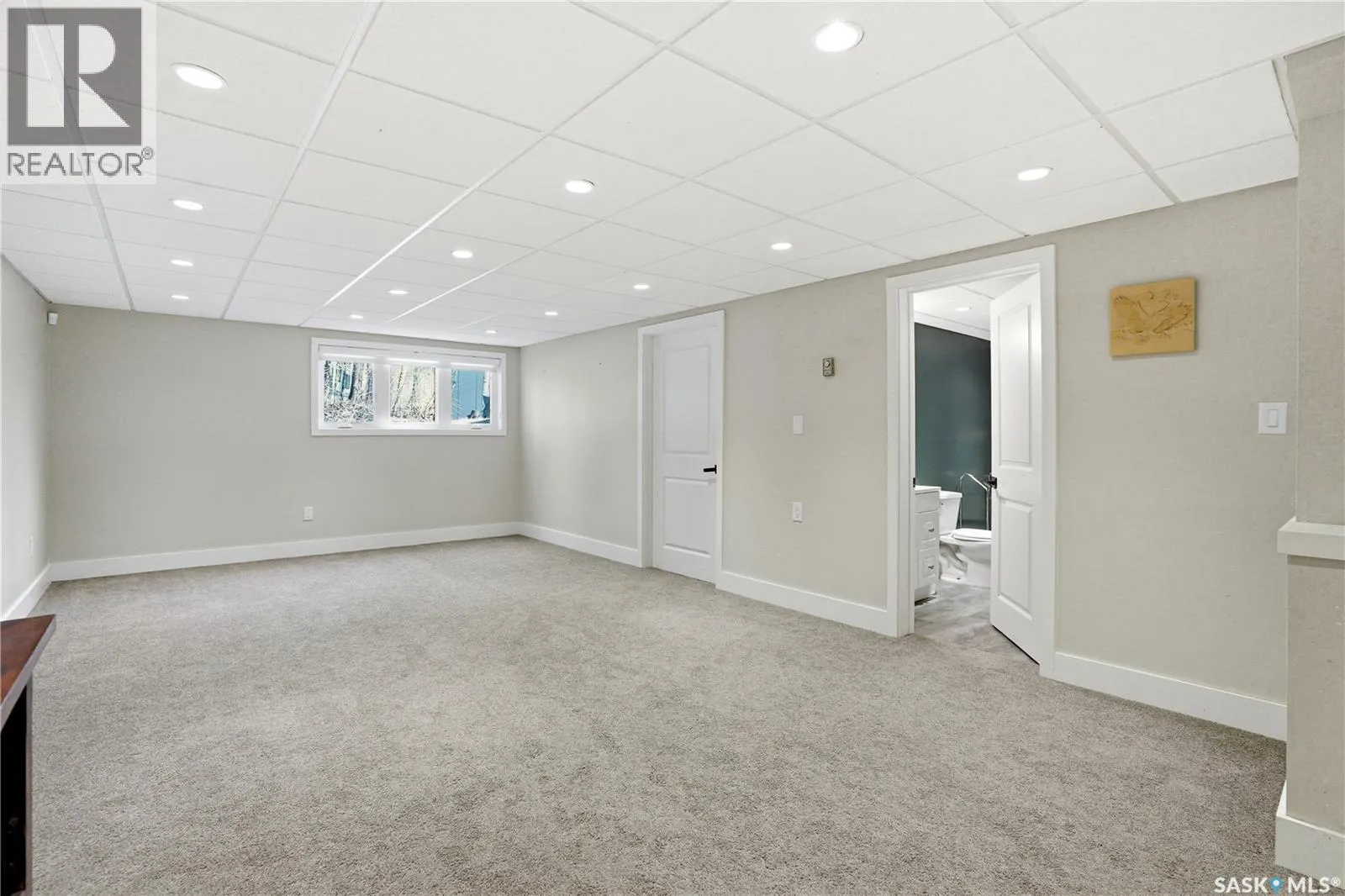 123 Burberry ROAD