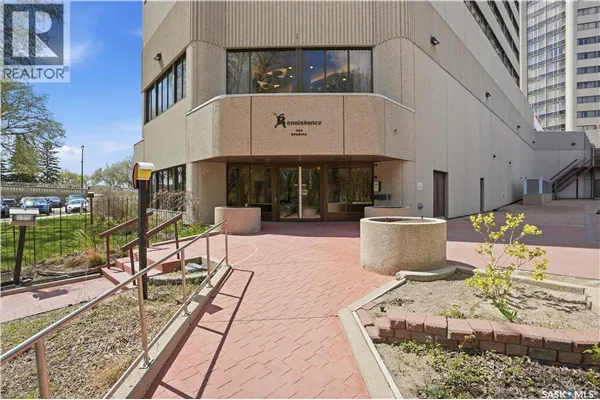 2160 424 Spadina CRESCENT E