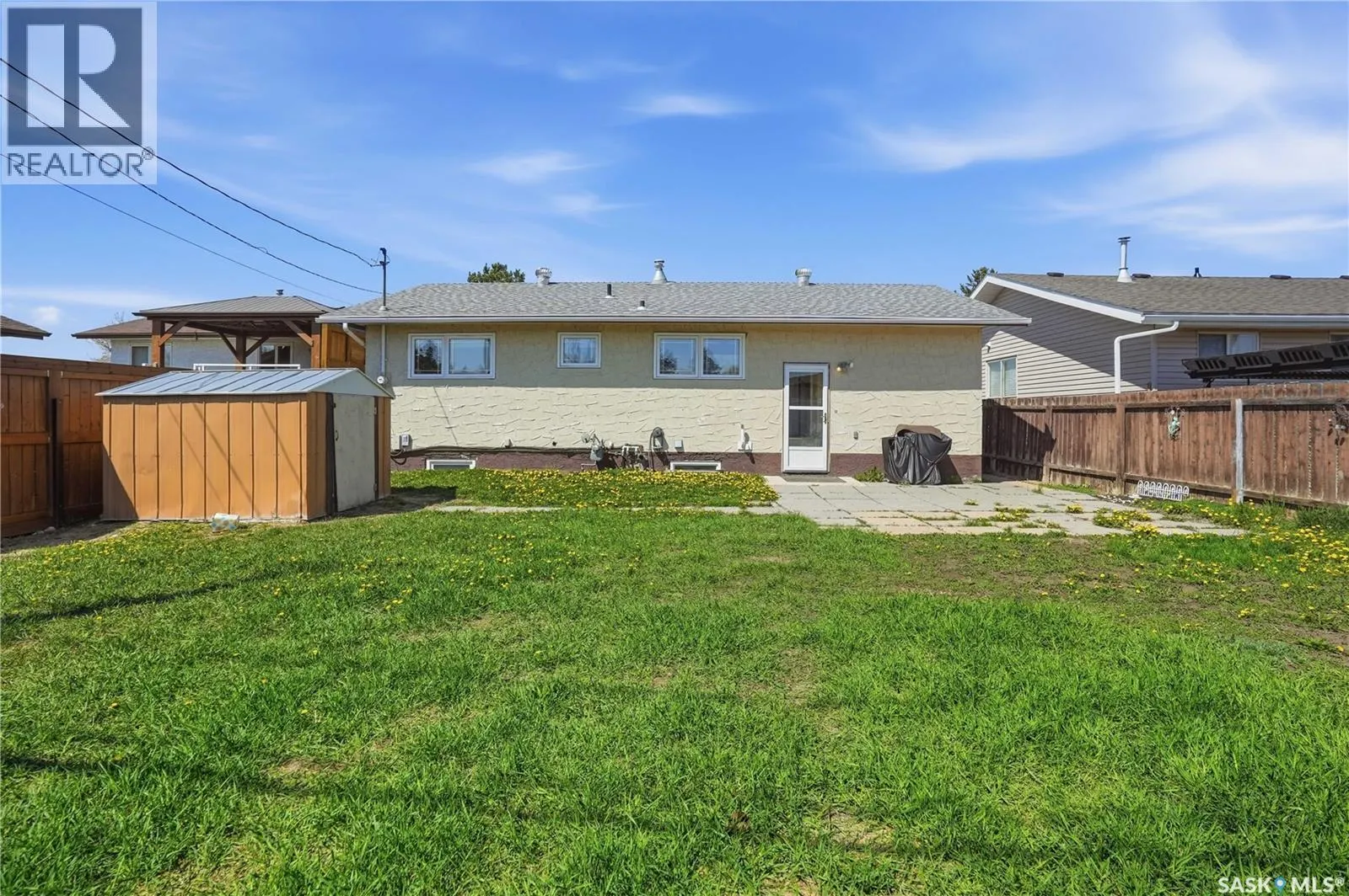 1009 Corman CRESCENT