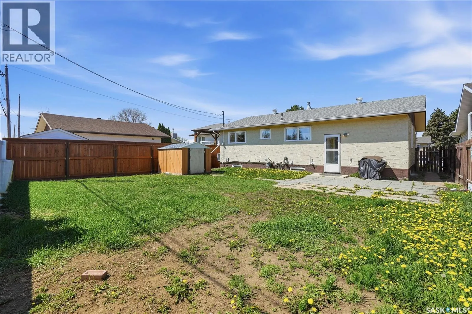 1009 Corman CRESCENT