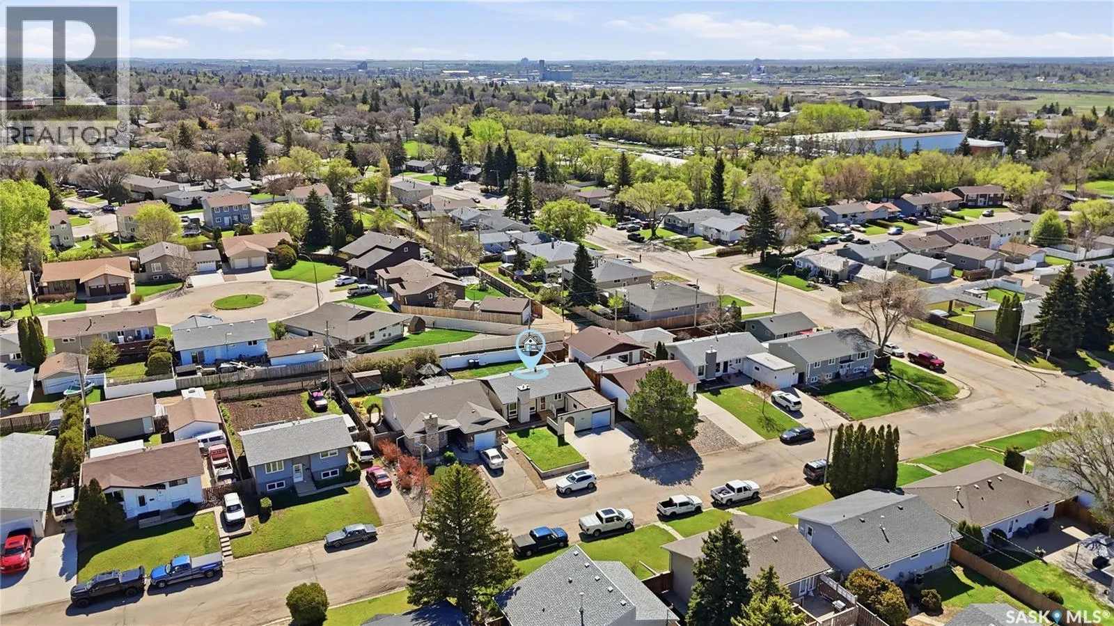 1009 Corman CRESCENT