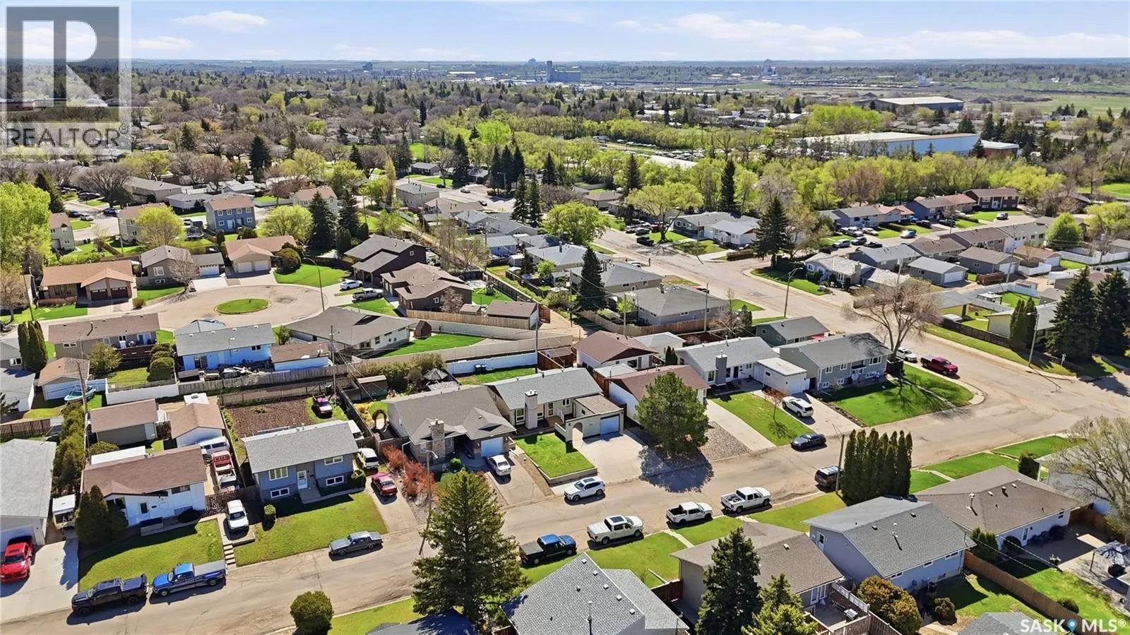 1009 Corman CRESCENT