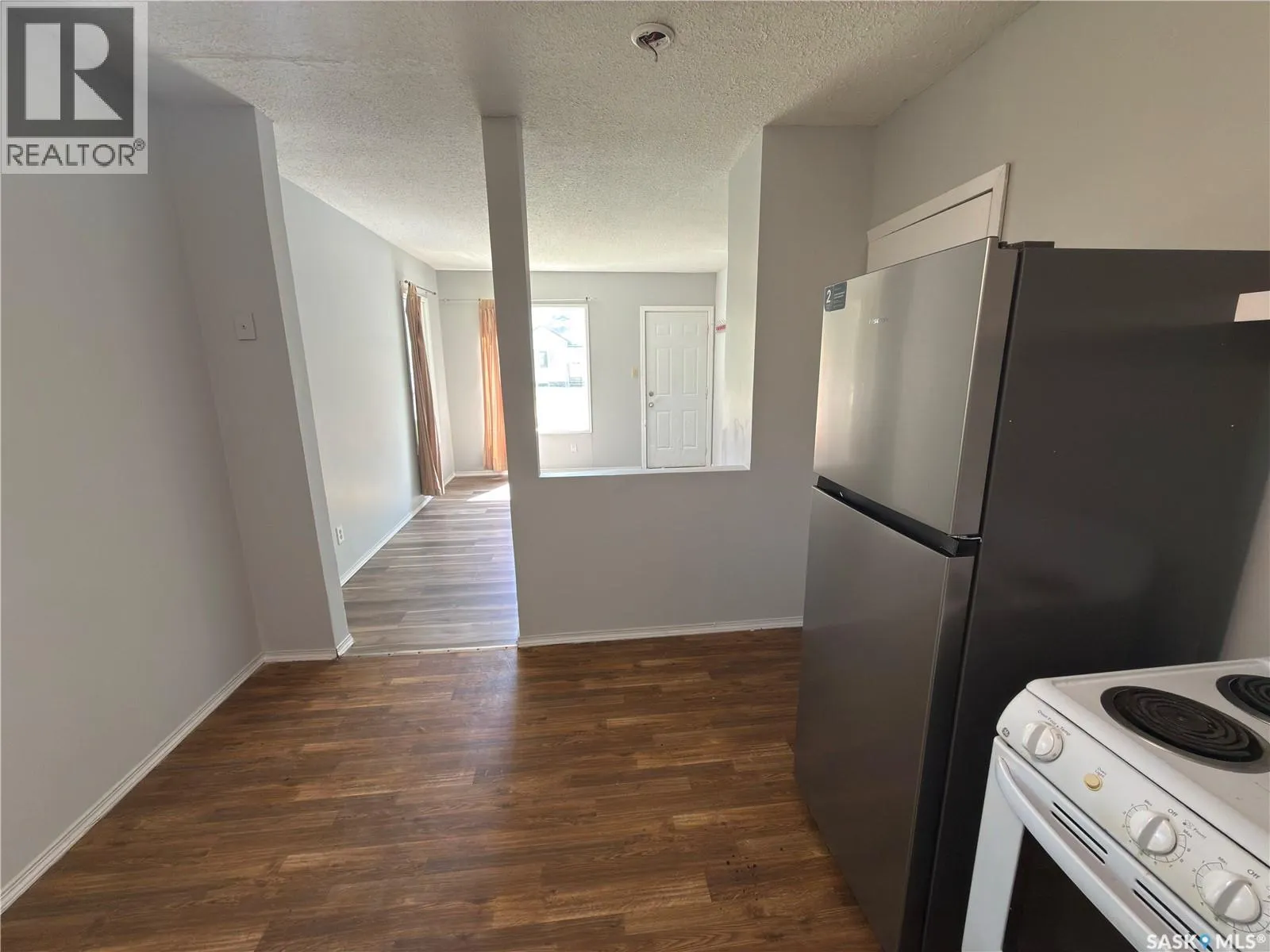 844 13th STREET W