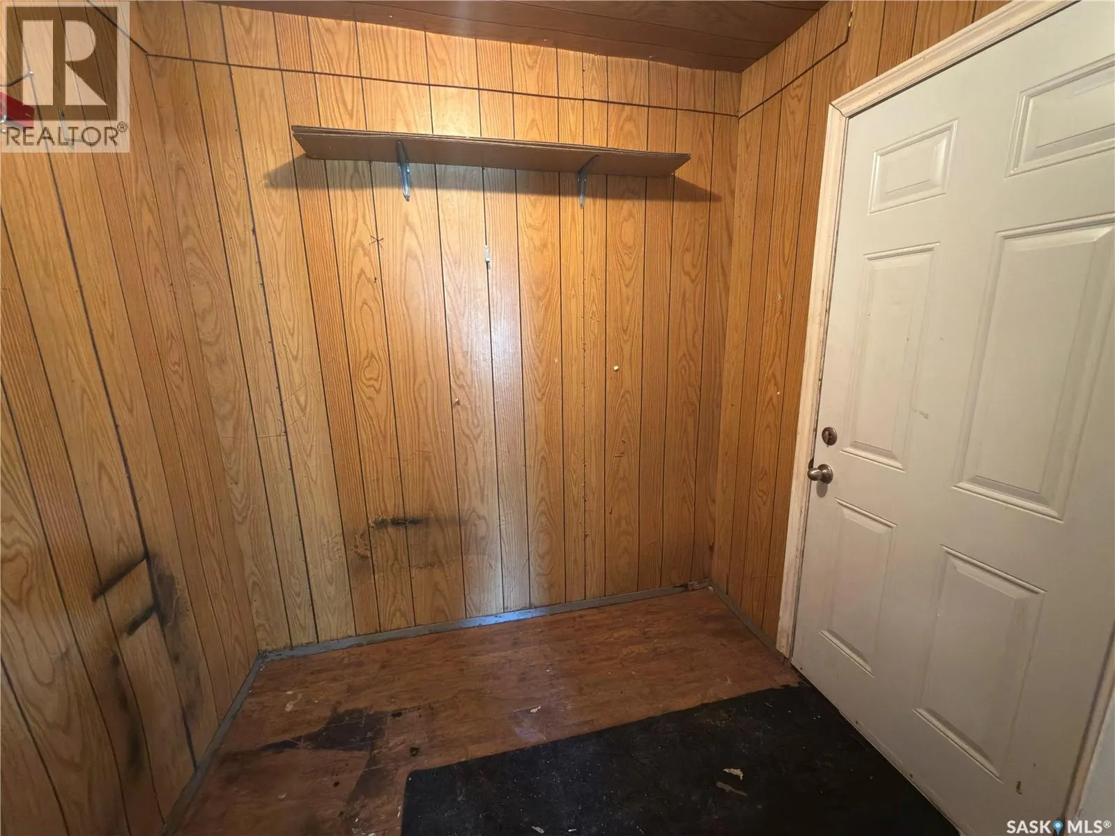 844 13th STREET W