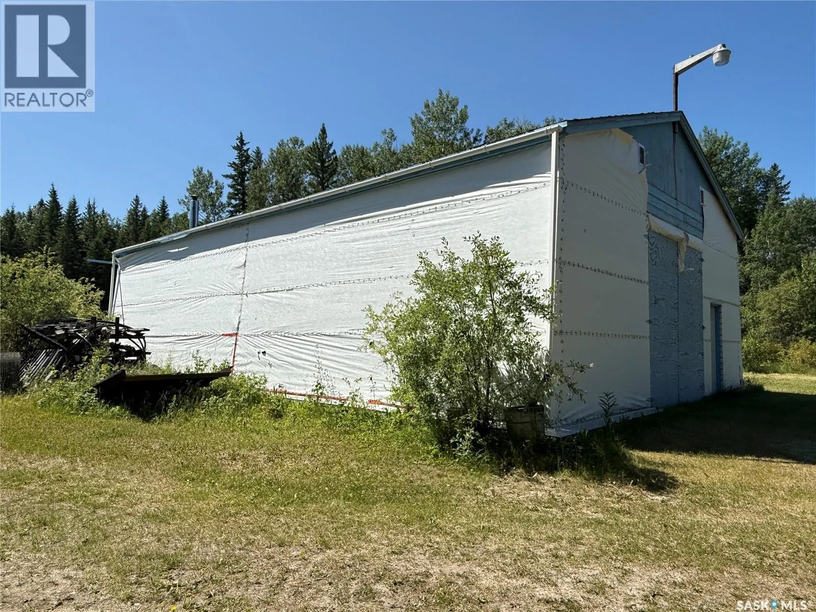 Rest A While Acreage