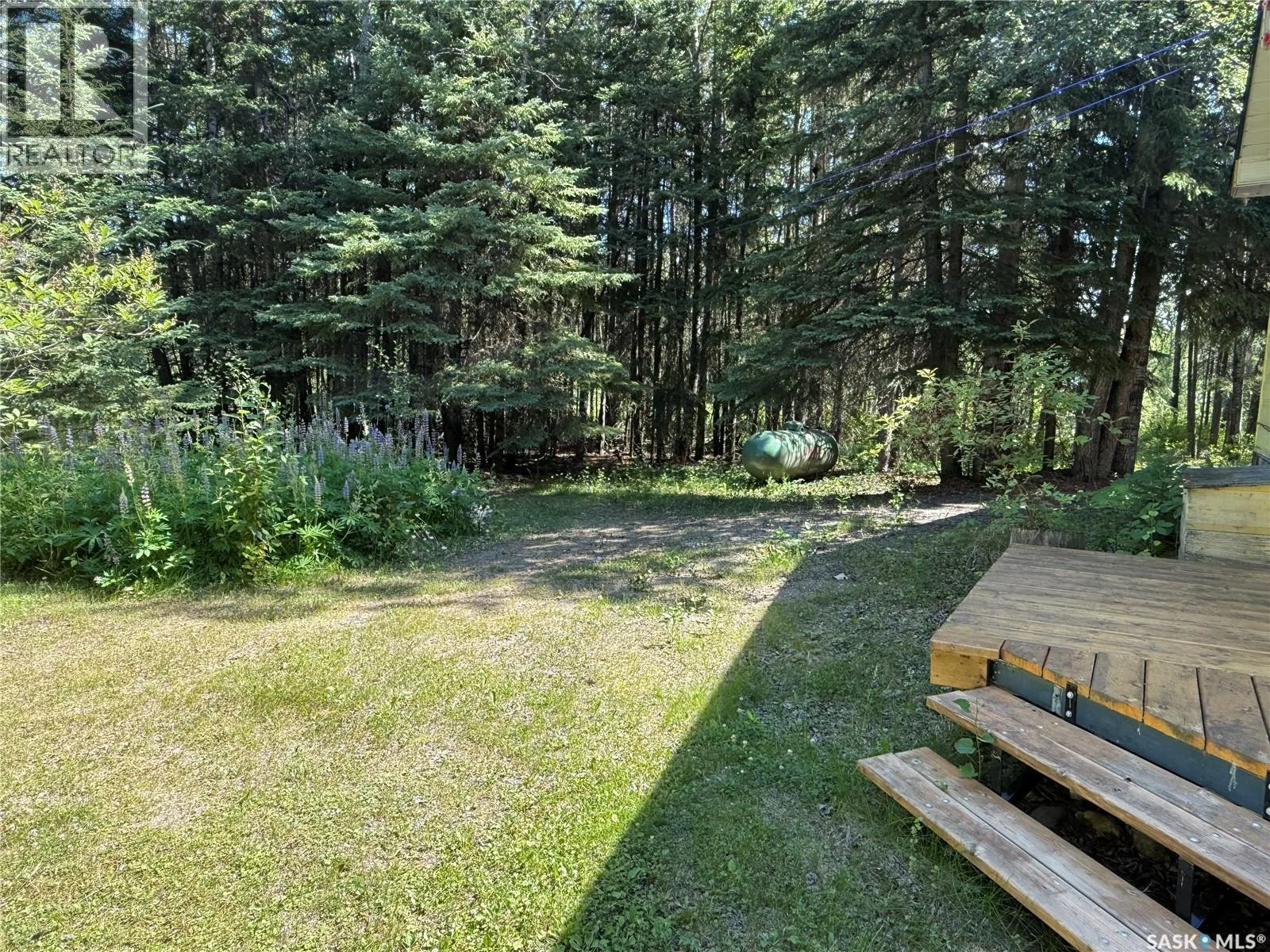 Rest A While Acreage