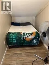 20 Nipew PLACE