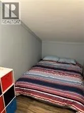 20 Nipew PLACE