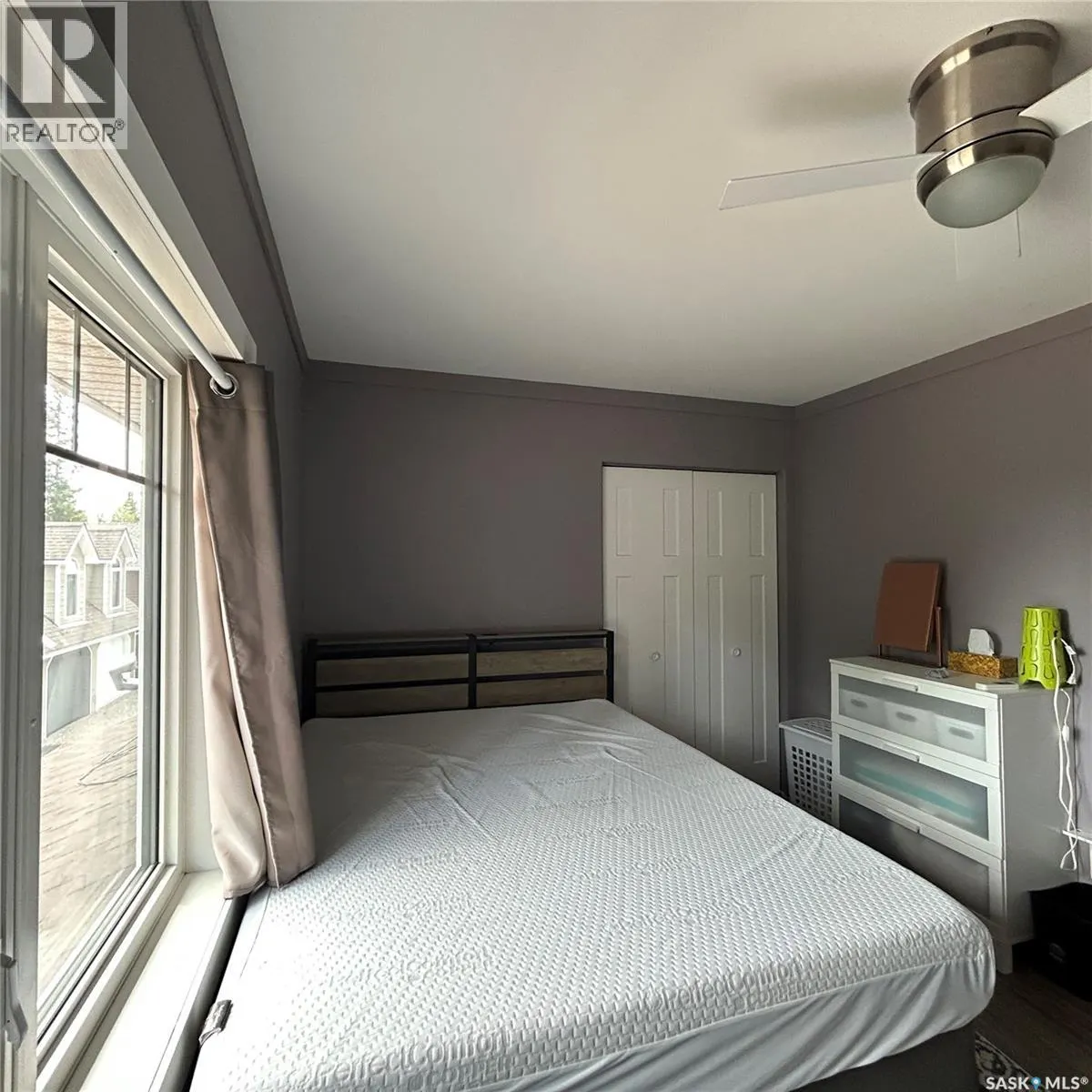 20 Nipew PLACE