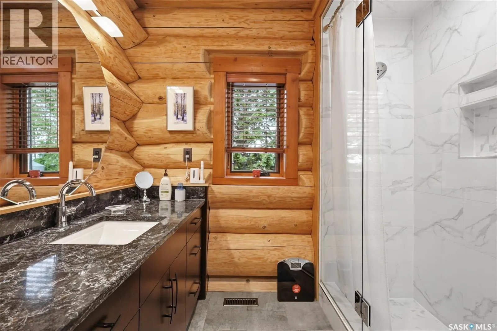 Paskaruk Acreage