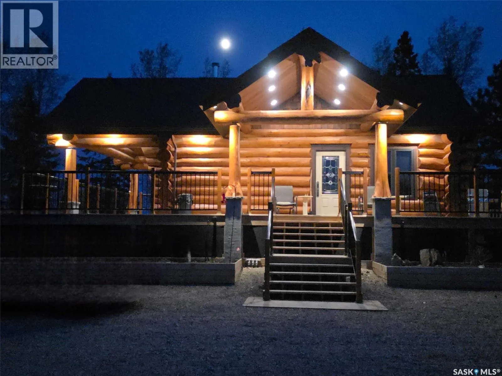 Paskaruk Acreage