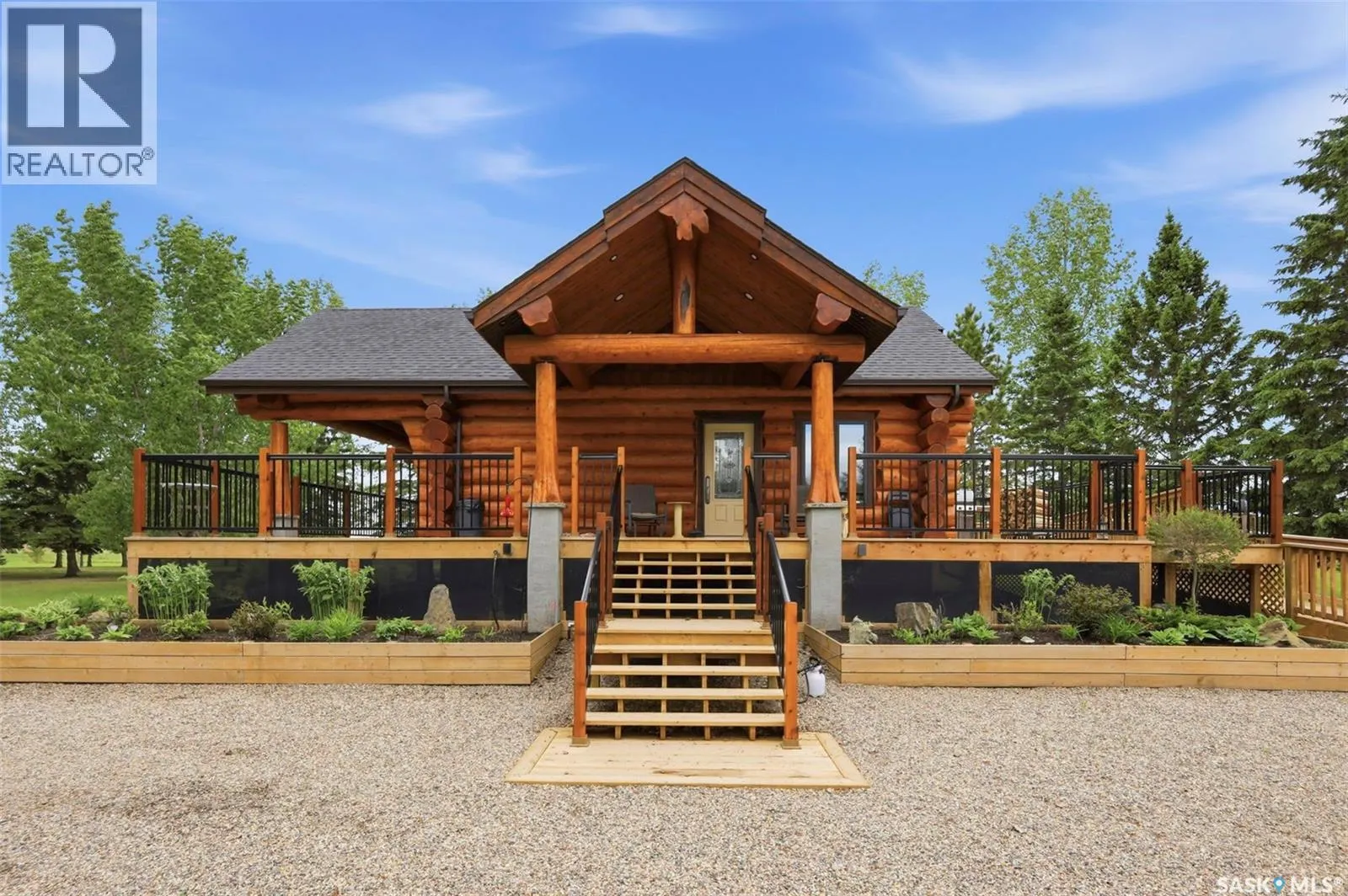 Paskaruk Acreage