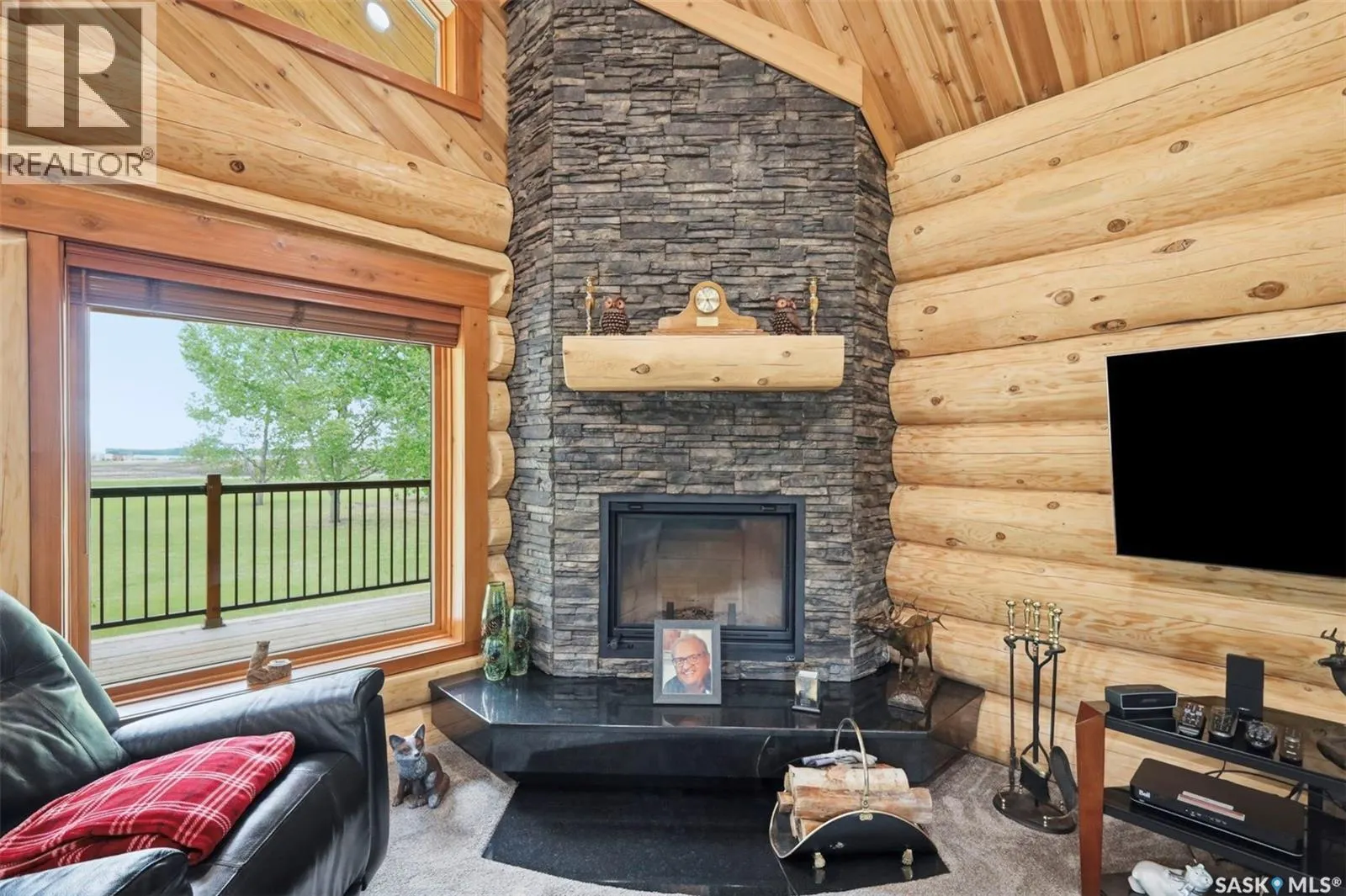 Paskaruk Acreage