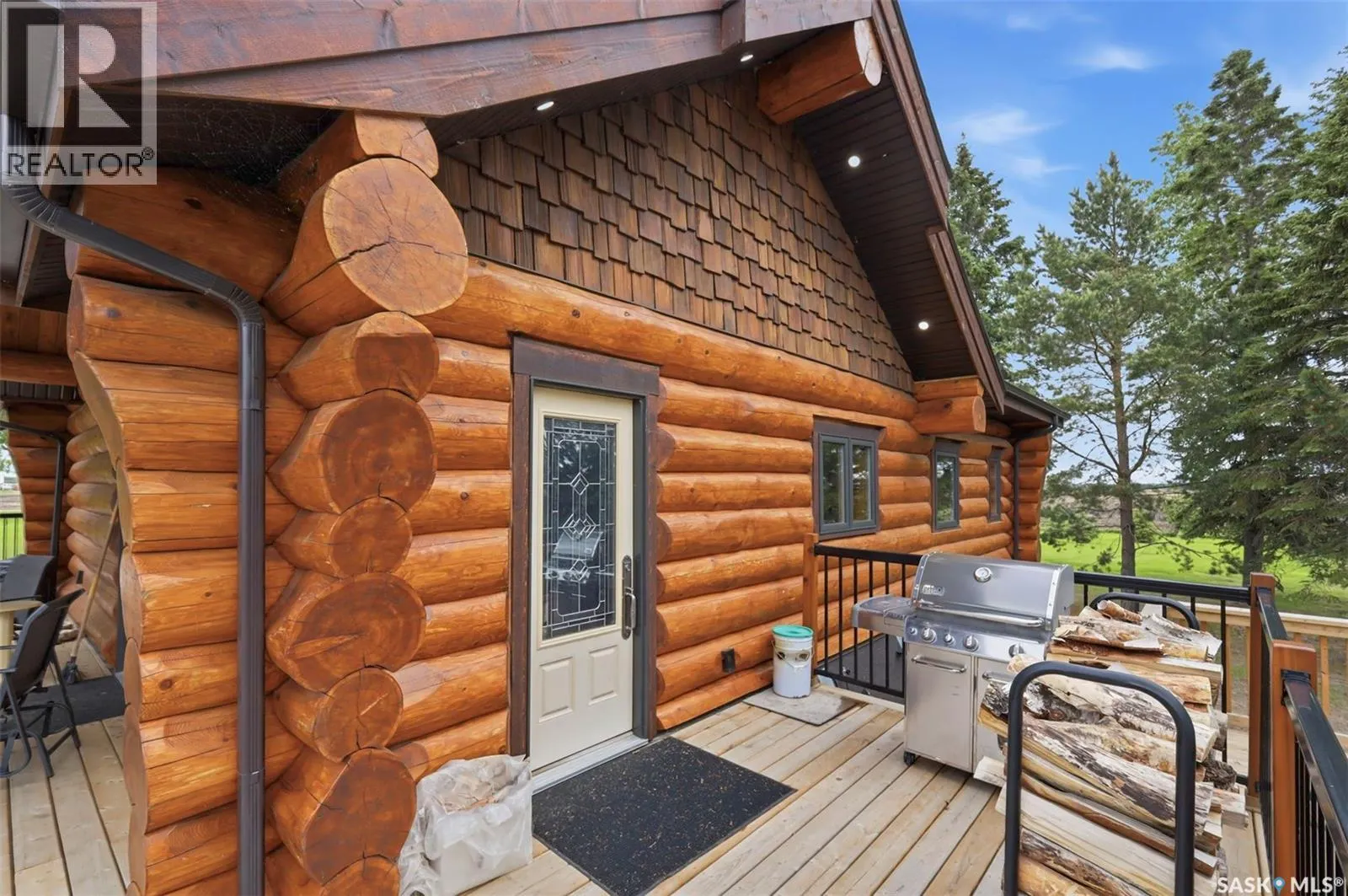 Paskaruk Acreage