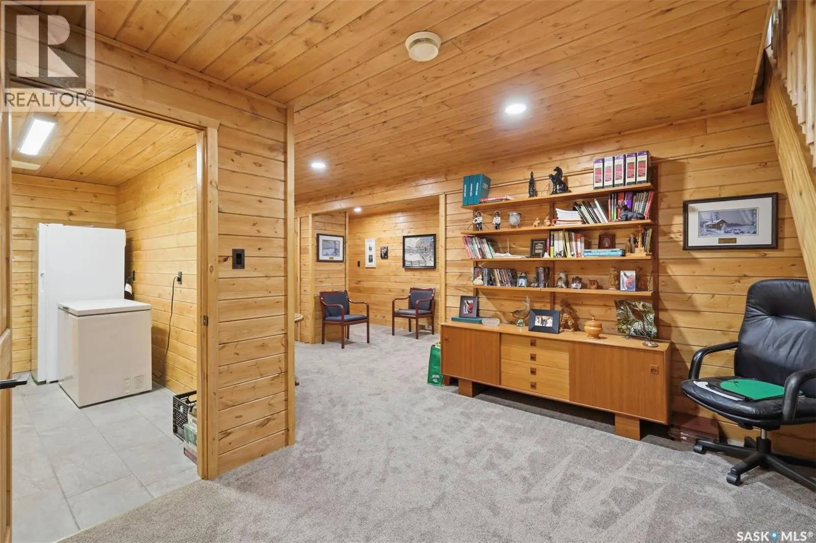 Paskaruk Acreage