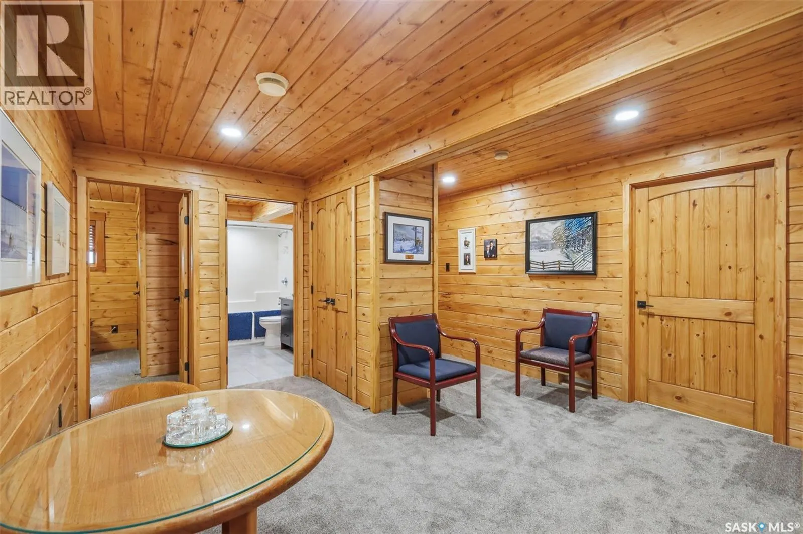 Paskaruk Acreage