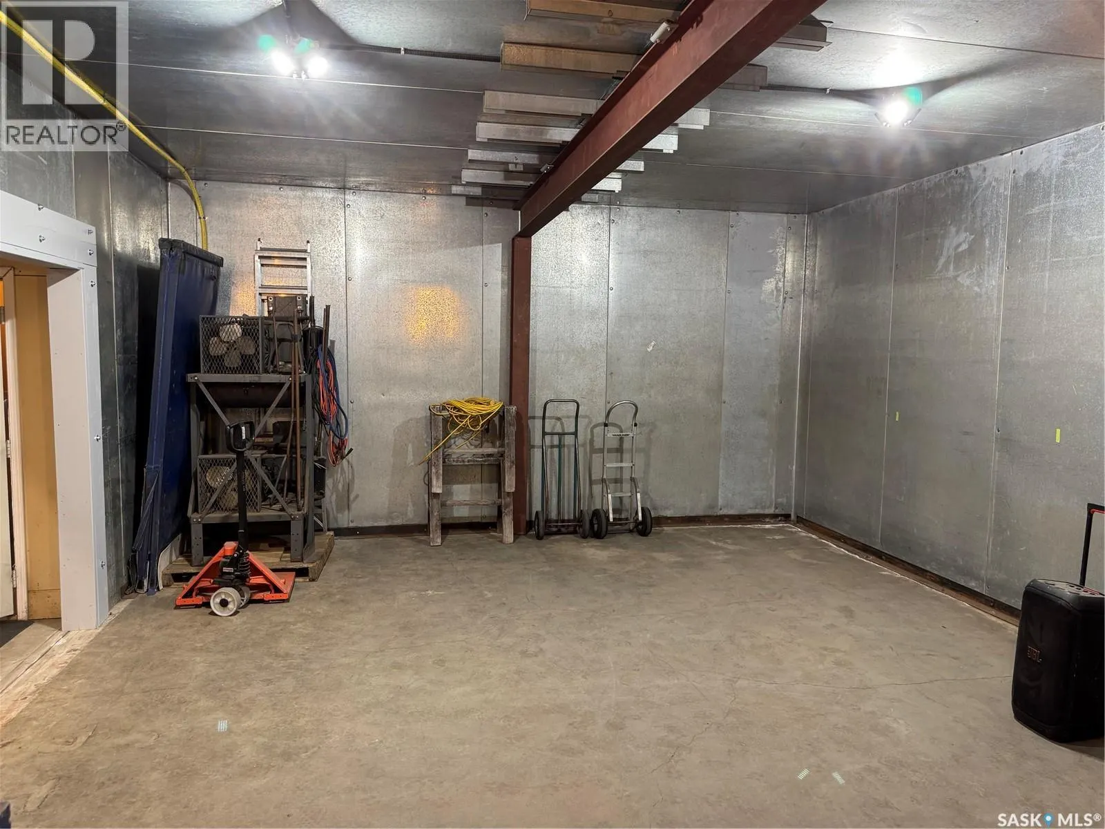 RM of Buckland Industrial Warehouse