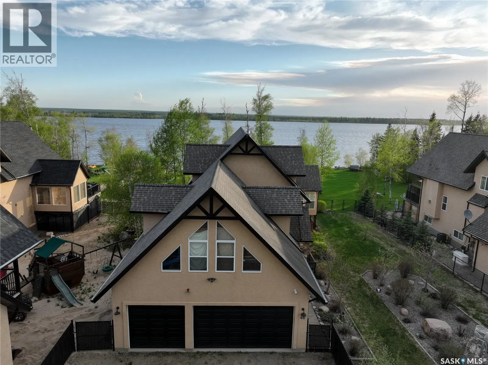 46 Sunset WAY