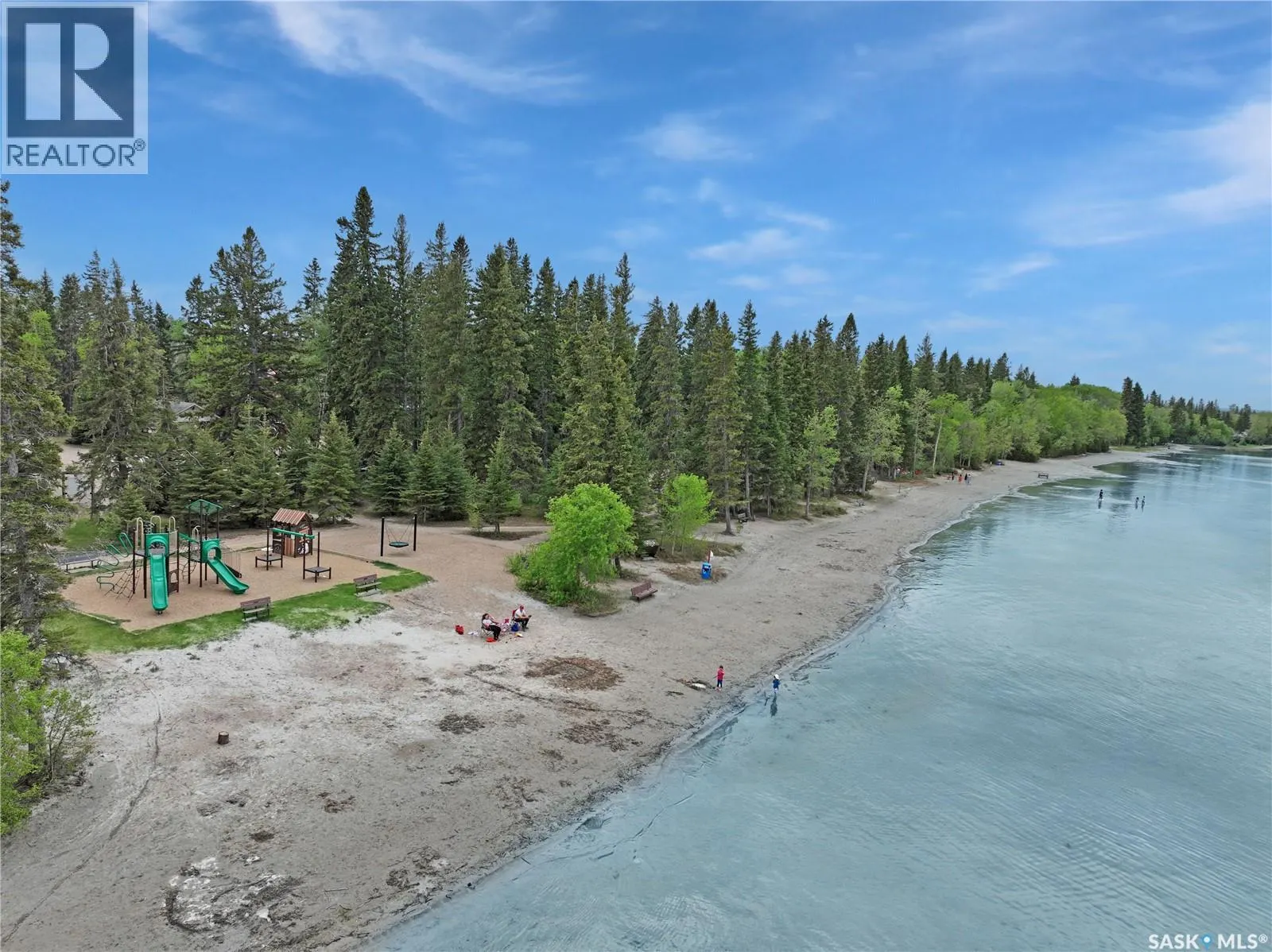 110 Lakeshore DRIVE