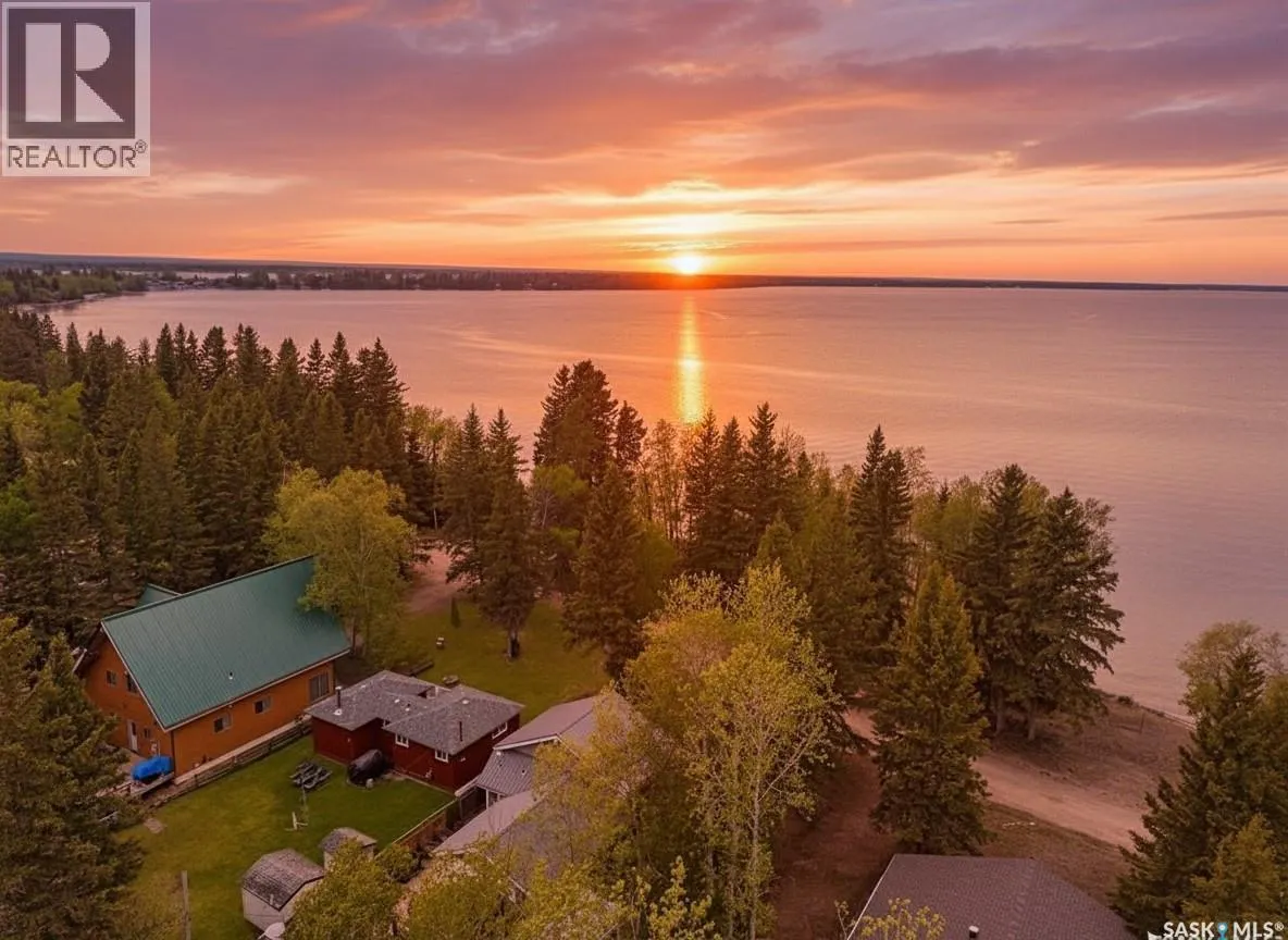 110 Lakeshore DRIVE