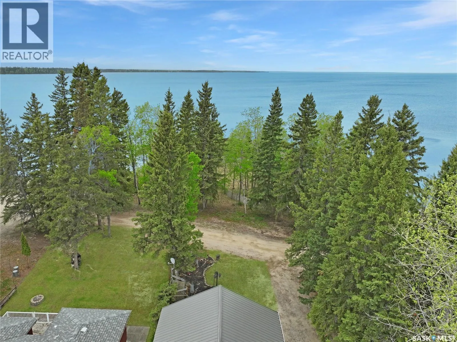 110 Lakeshore DRIVE