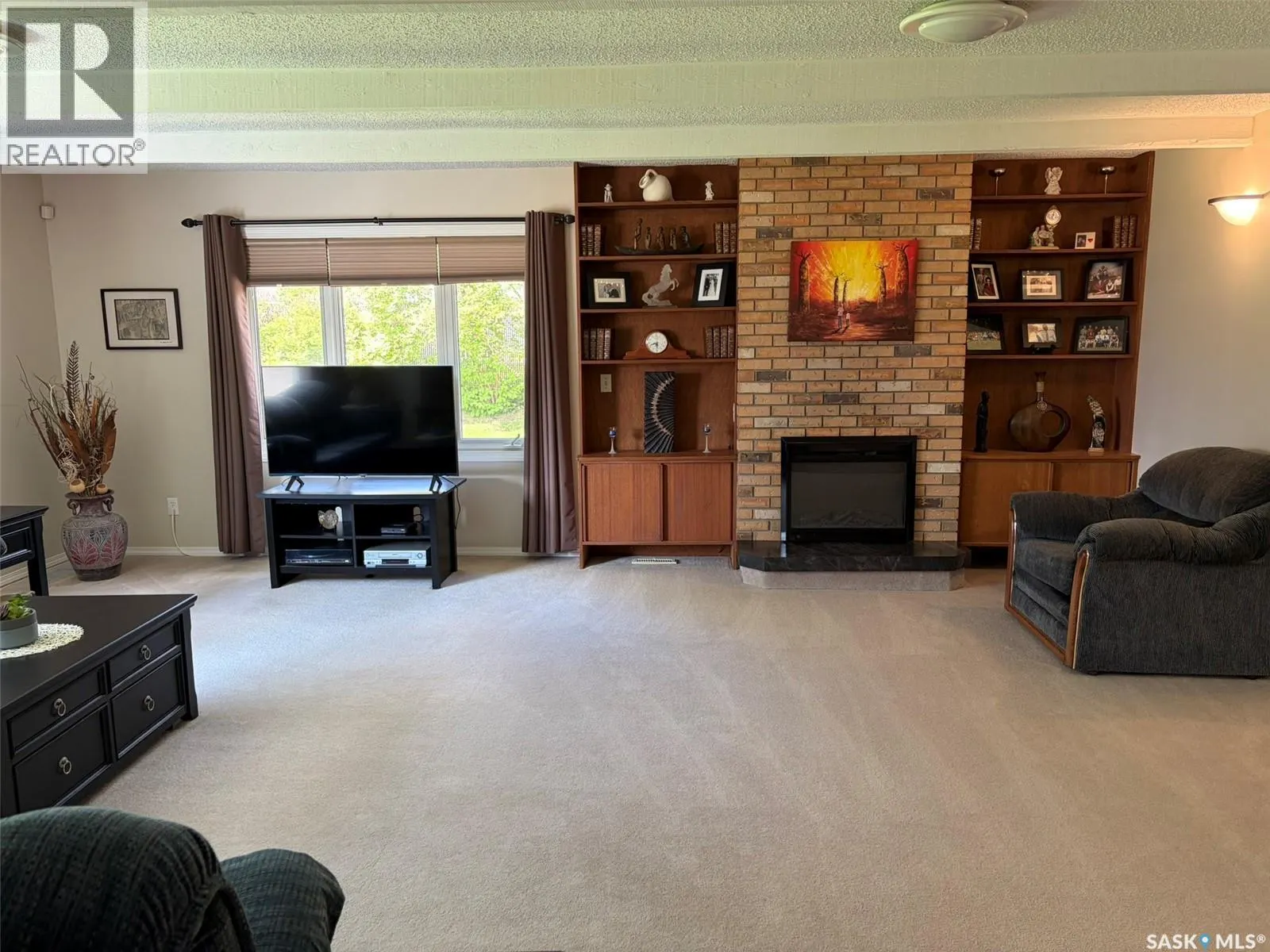 310 34th STREET W