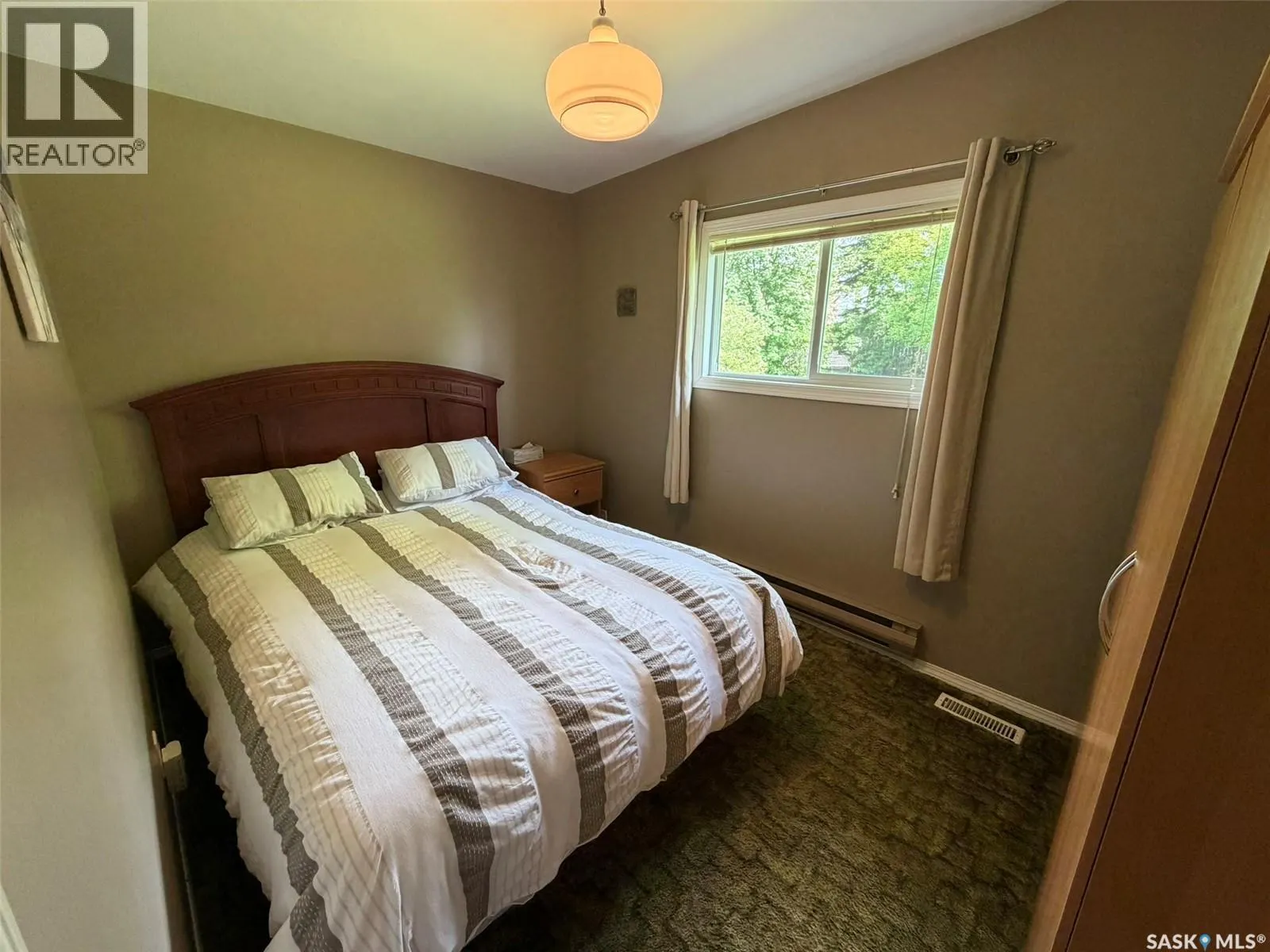 310 34th STREET W