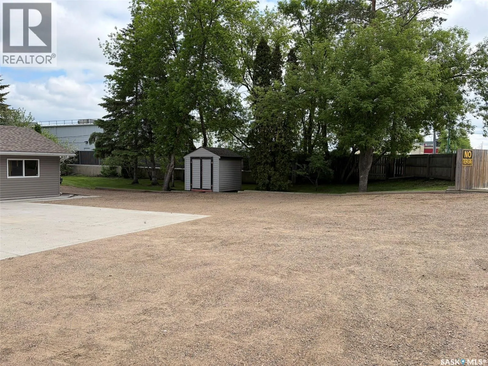 310 34th STREET W