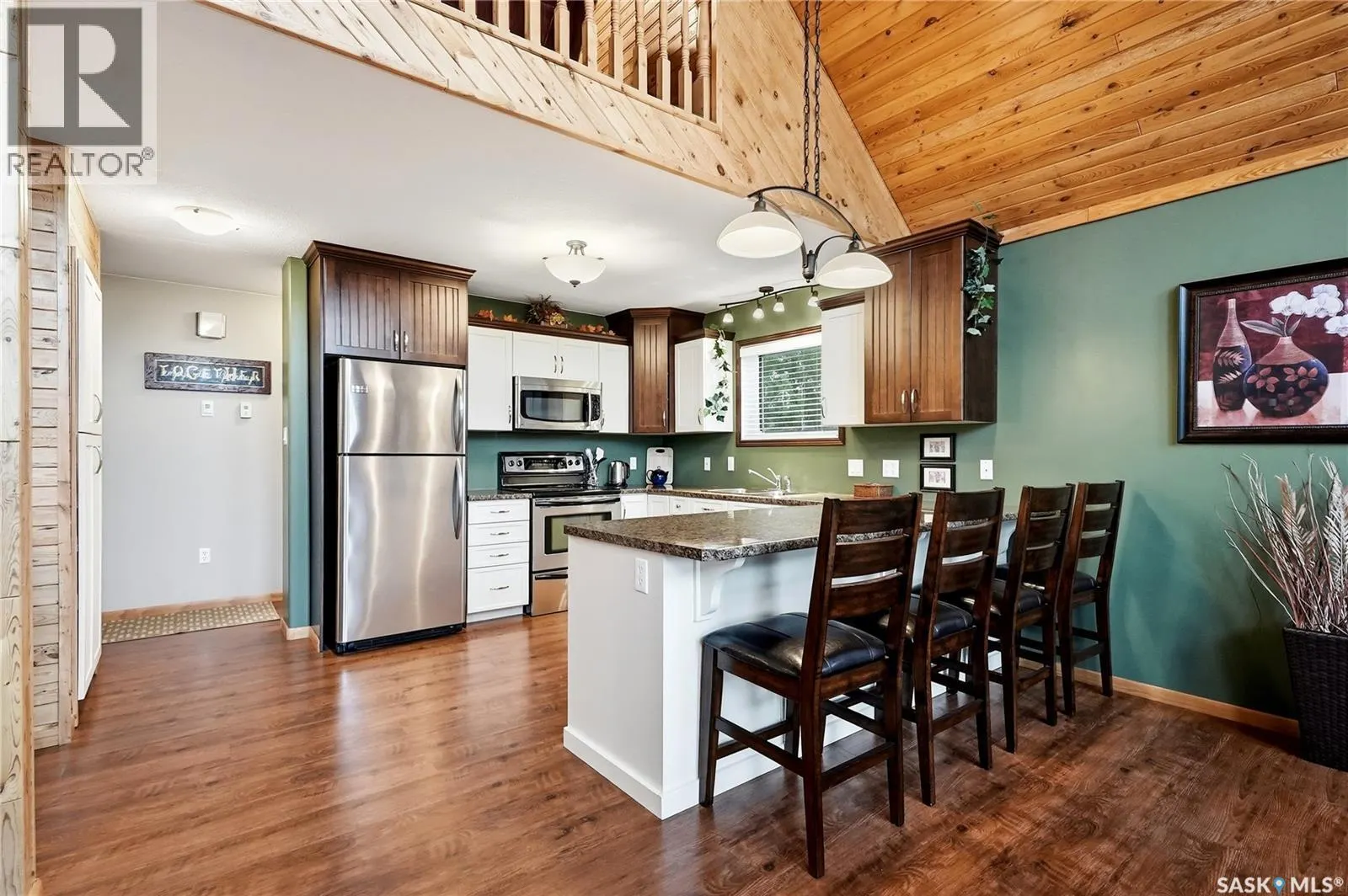 10 Islander DRIVE