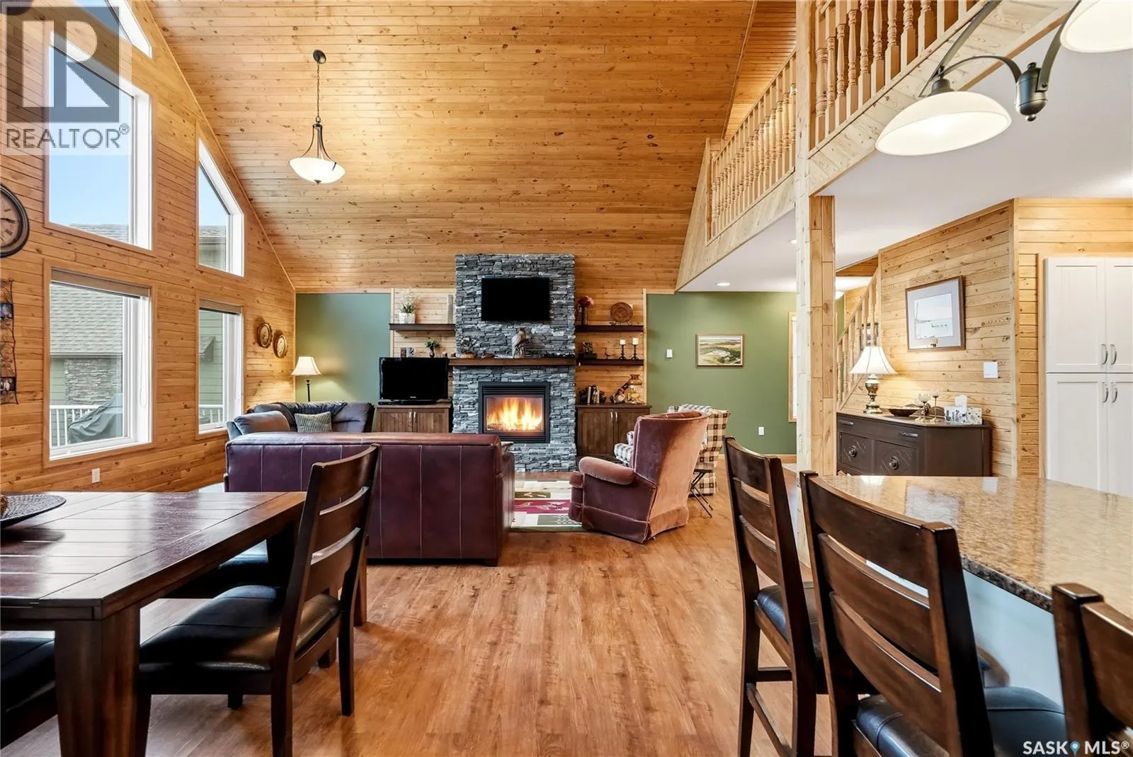 10 Islander DRIVE