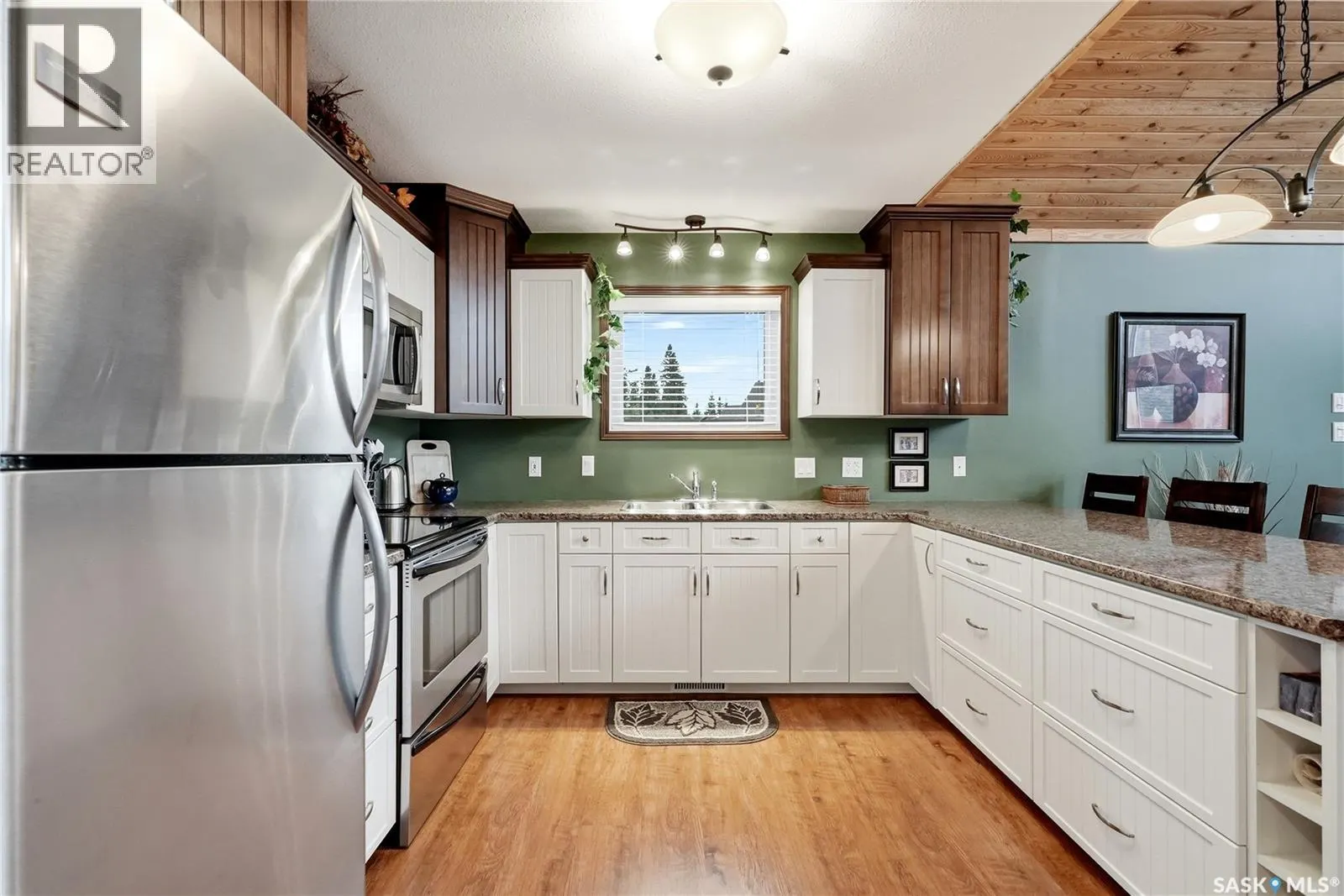10 Islander DRIVE