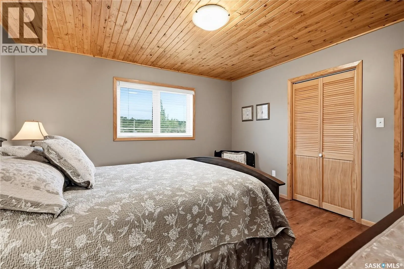 10 Islander DRIVE