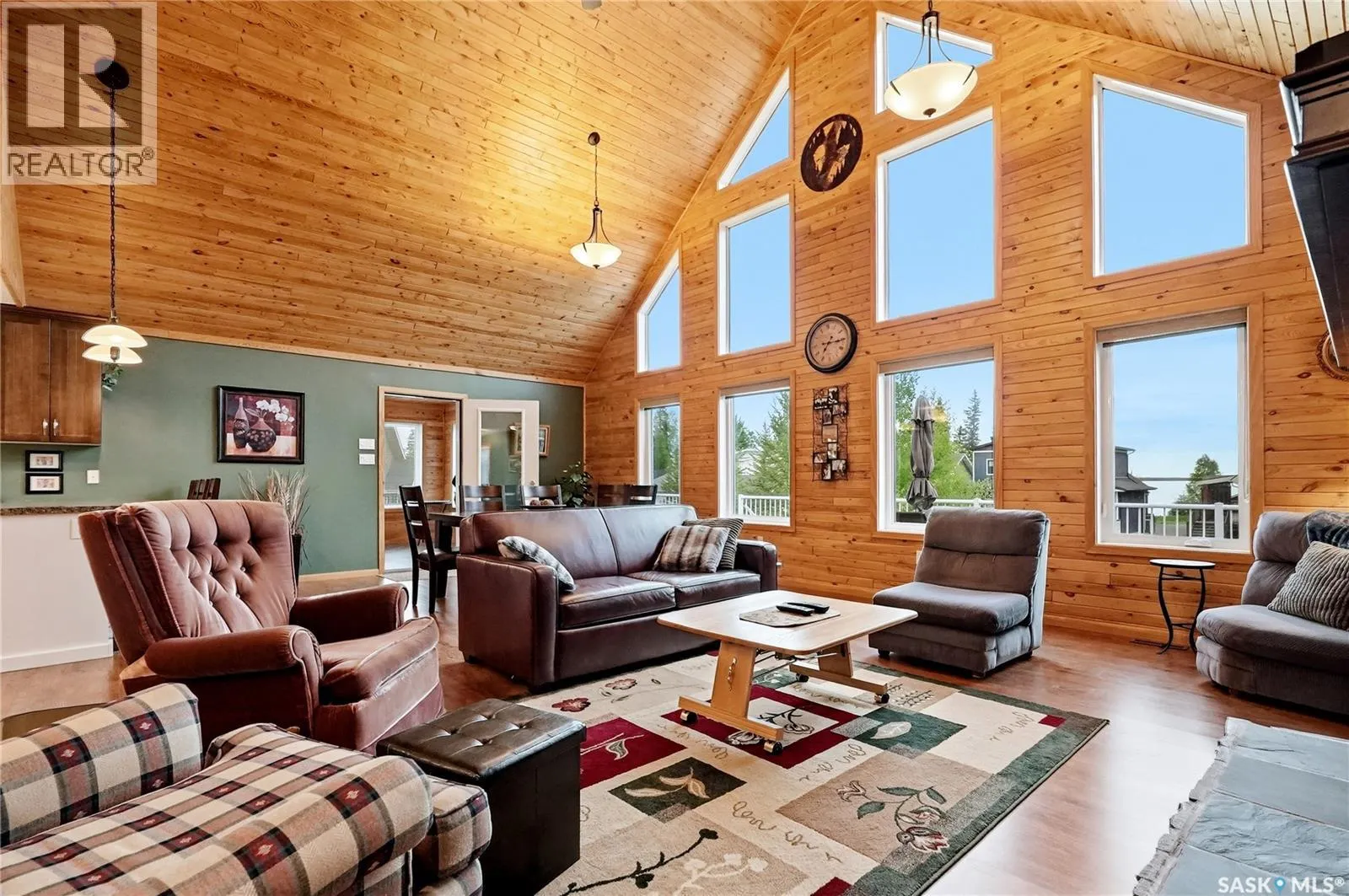10 Islander DRIVE