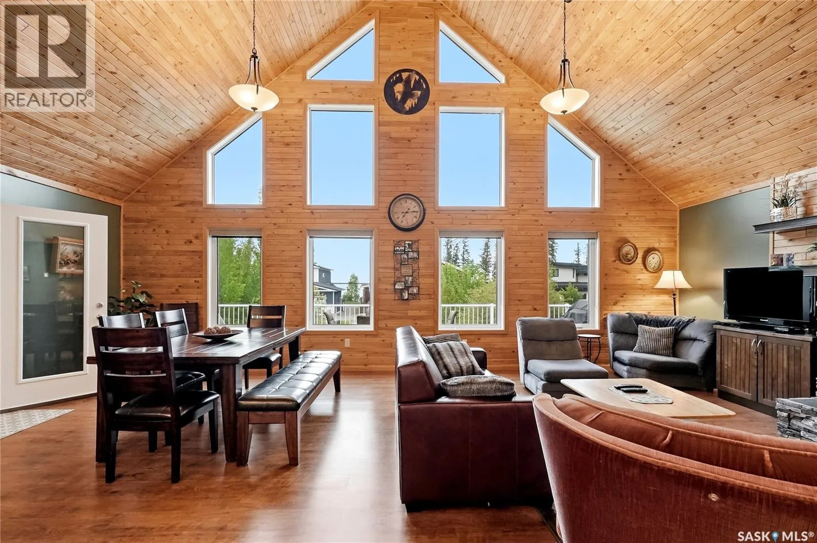 10 Islander DRIVE